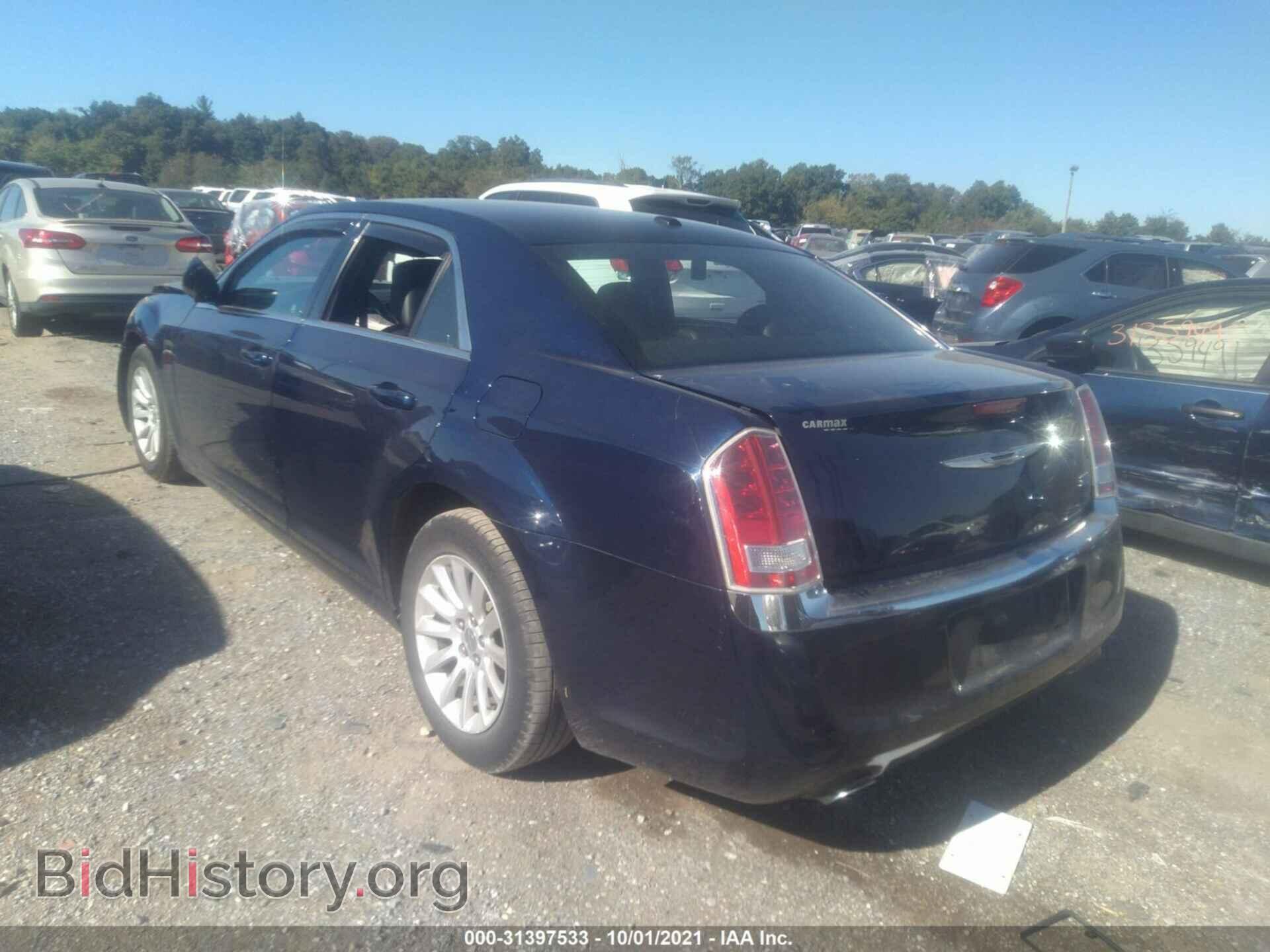 2013 CHRYSLER 300 - VIN: 2C3CCAAG8DH561509 - Фото 3