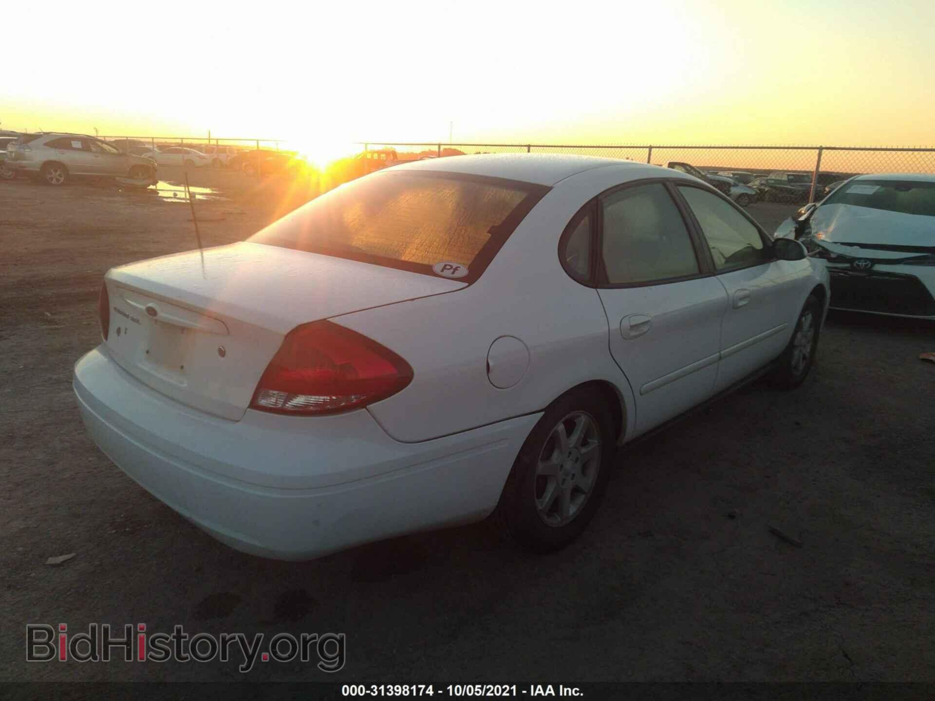 2006 FORD TAURUS - VIN: 1FAFP56U76A230186 - Фото 4