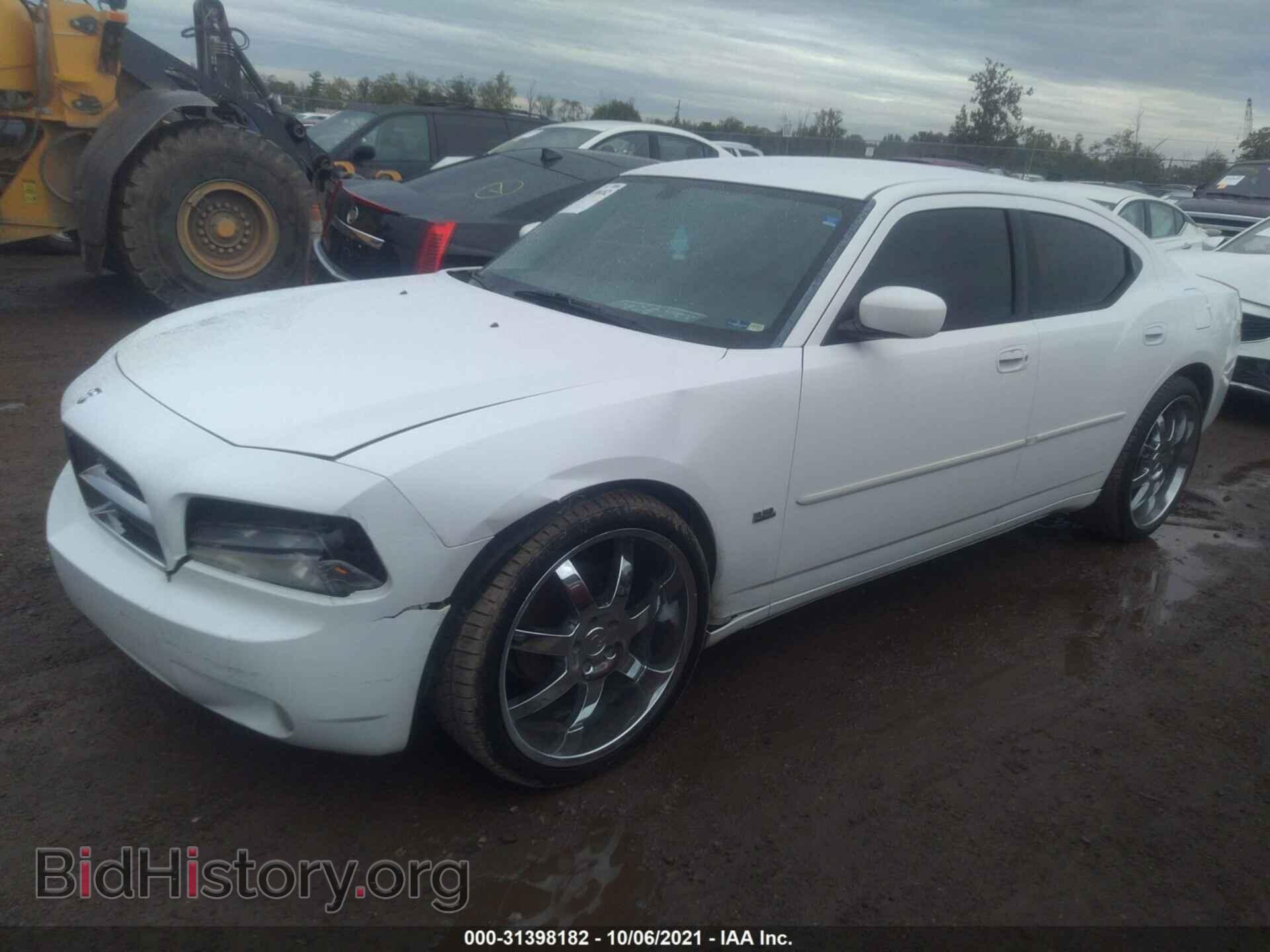 2010 DODGE CHARGER - VIN: 2B3CA3CV2AH257355 - Фото 2