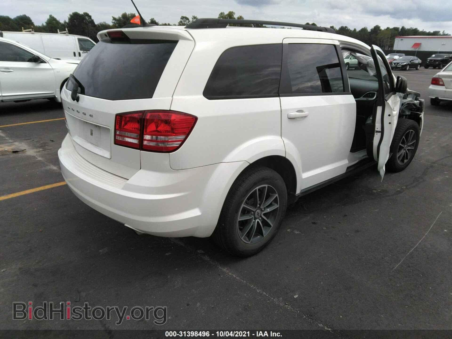 2018 DODGE JOURNEY - VIN: 3C4PDCAB5JT213115 - Фото 4