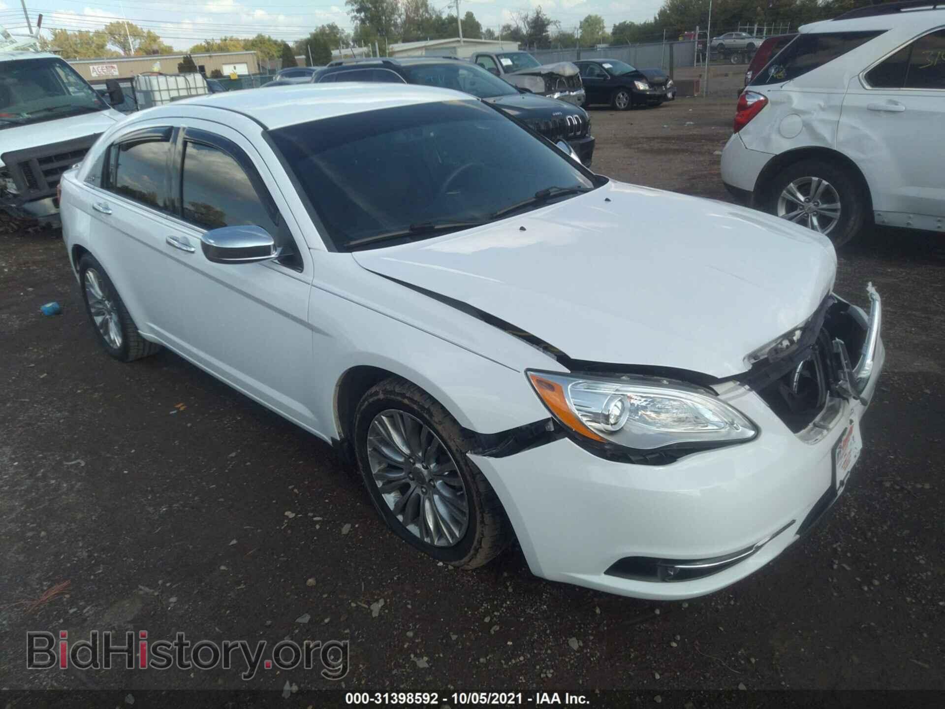 Фотография 1C3CCBCG5DN575300 - CHRYSLER 200 2013