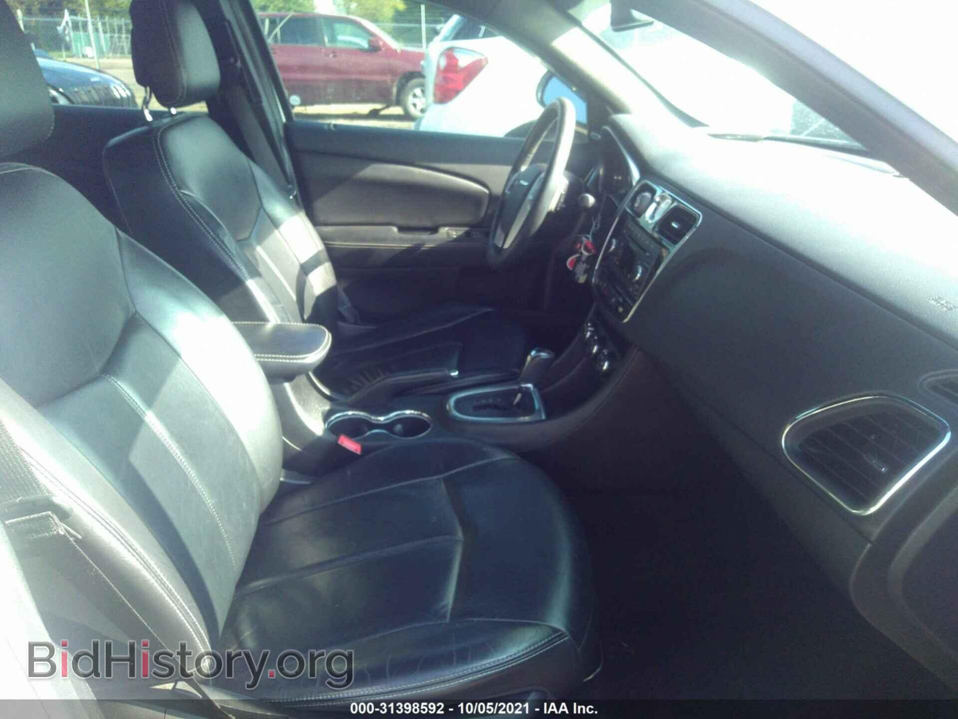 2013 CHRYSLER 200 - VIN: 1C3CCBCG5DN575300 - Фото 5