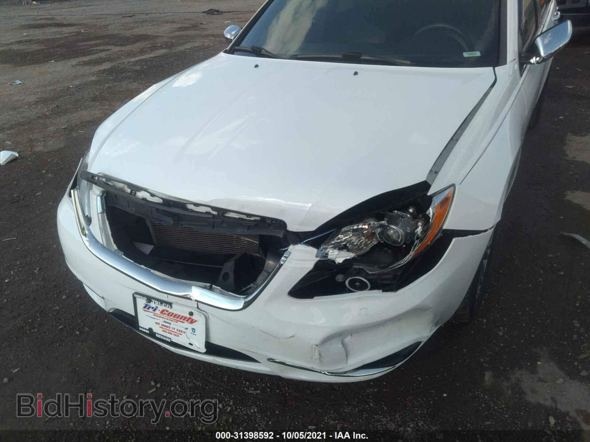 2013 CHRYSLER 200 - VIN: 1C3CCBCG5DN575300 - Фото 6