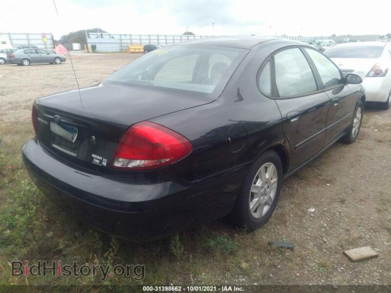 2007 Ford TAURUS (VIN 1FAFP53U57A155767) — photo 4 of 12