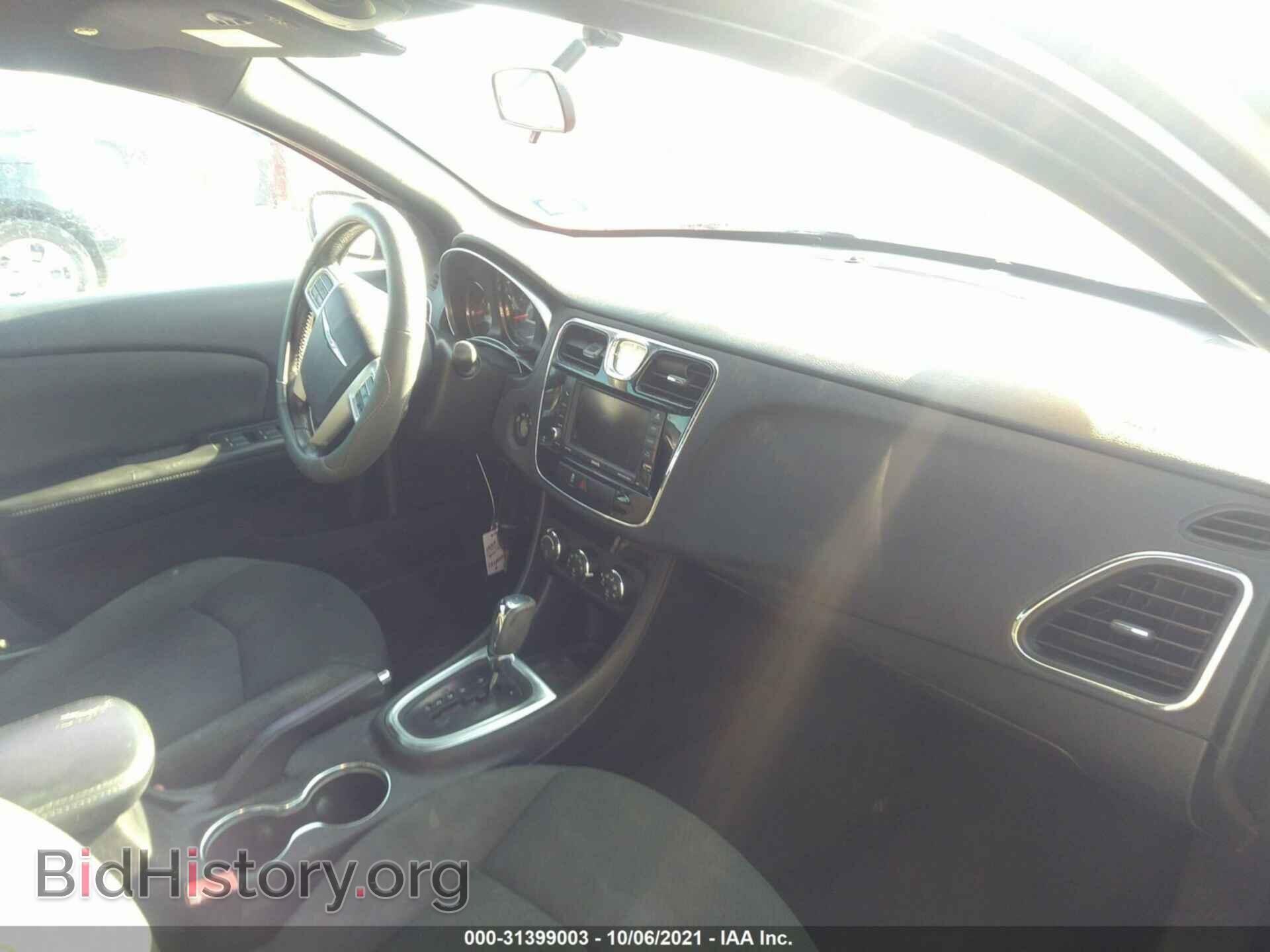 2012 CHRYSLER 200 - VIN: 1C3CCBBB3CN172775 - Фото 5