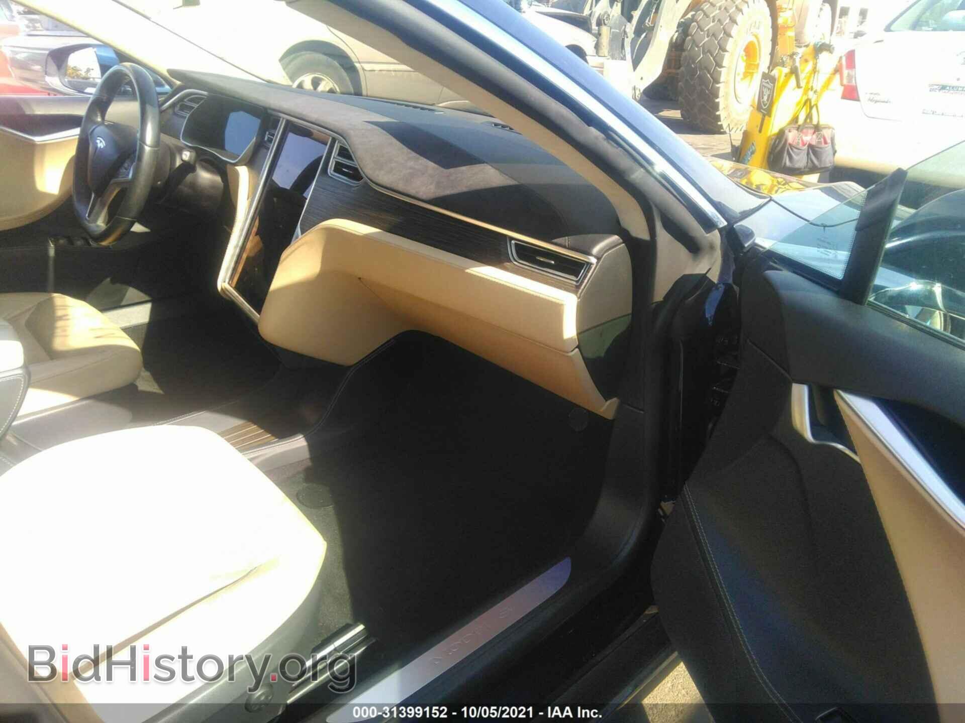 2015 TESLA MODEL S - VIN: 5YJSA1H26FF085258 - Фото 5