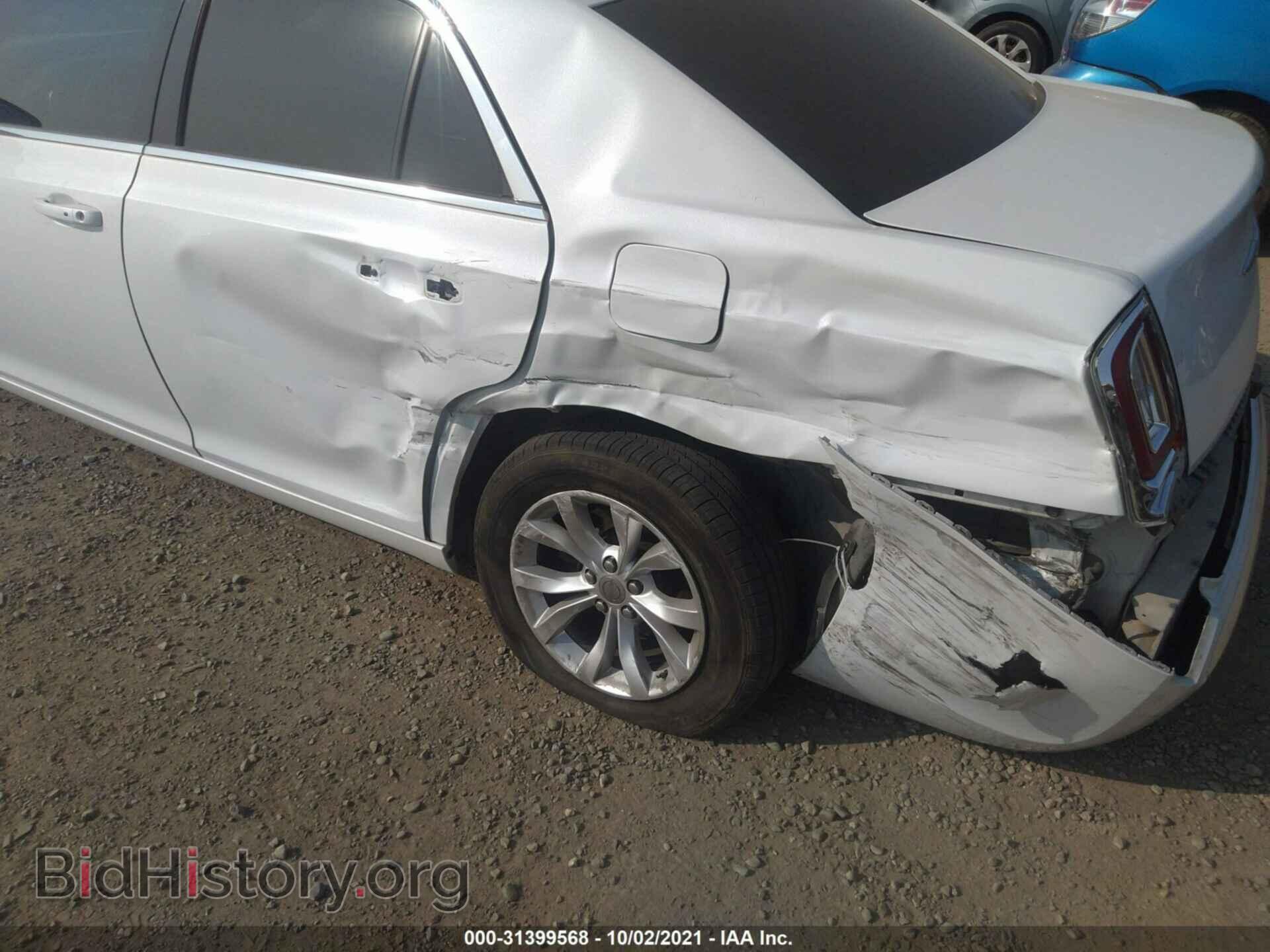 2016 CHRYSLER 300 - VIN: 2C3CCAAG8GH207039 - Фото 6