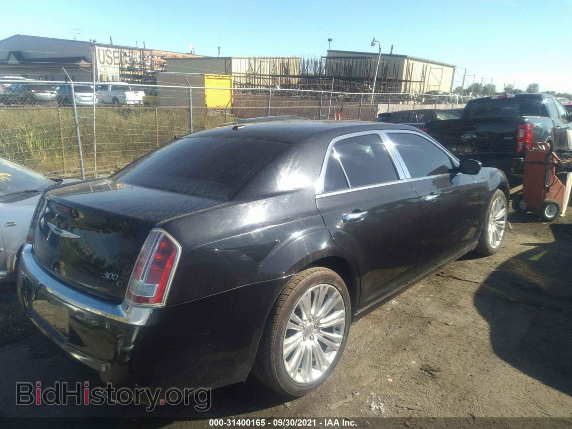 2011 CHRYSLER 300 - VIN: 2C3CA6CT2BH518889 - Фото 4