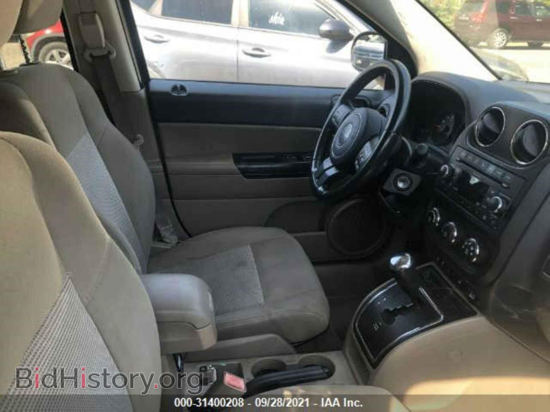 2011 JEEP COMPASS - VIN: 1J4NF1FB4BD277131 - Фото 3