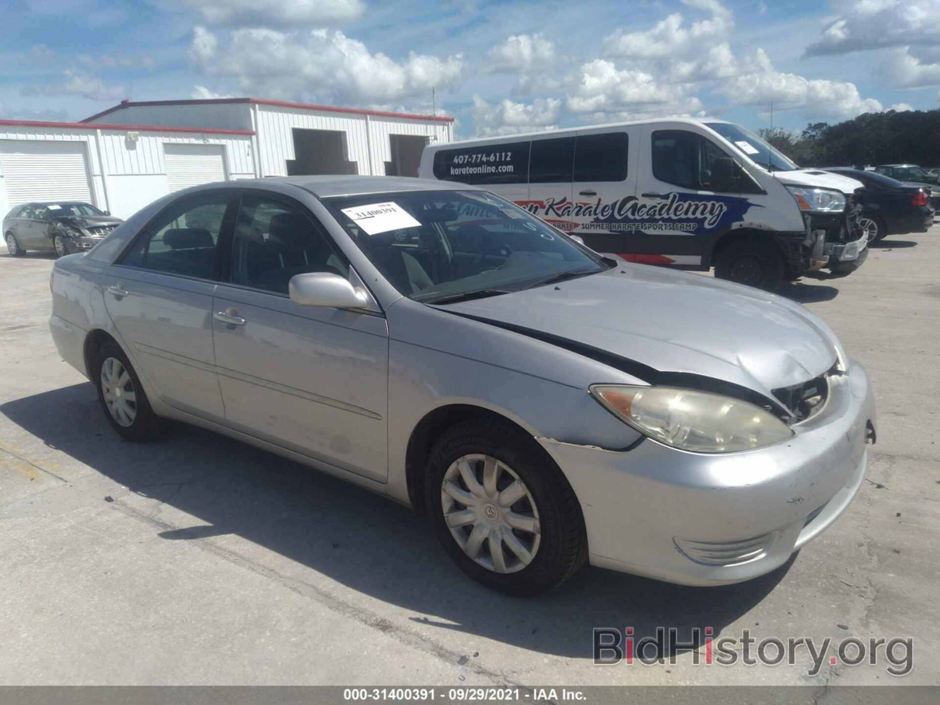 Photo 4T1BE32K46U697731 - TOYOTA CAMRY 2006