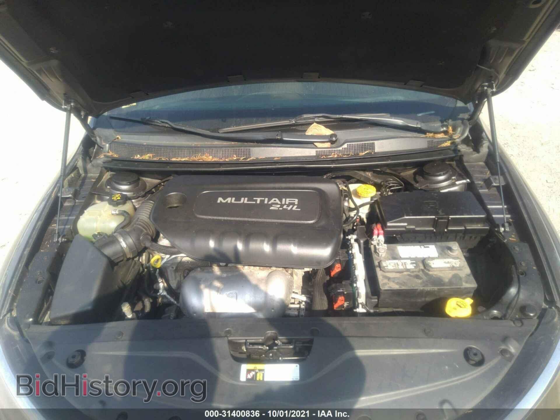 2016 CHRYSLER 200 - VIN: 1C3CCCAB4GN145095 - Фото 10