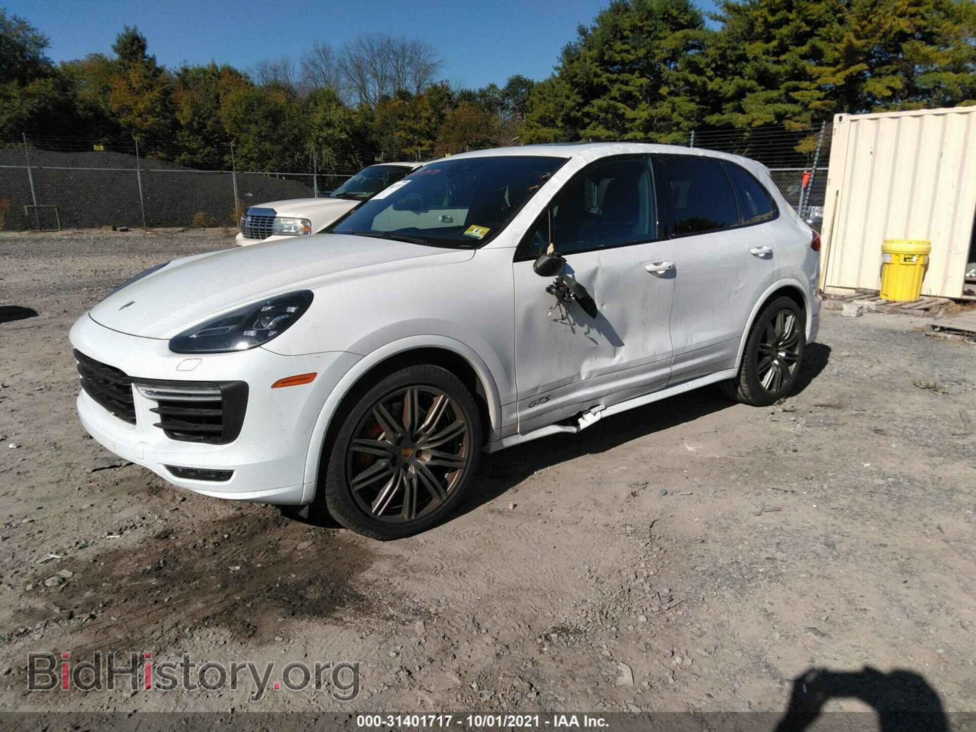 2016 PORSCHE CAYENNE - VIN: WP1AD2A27GLA73166 - Фото 2