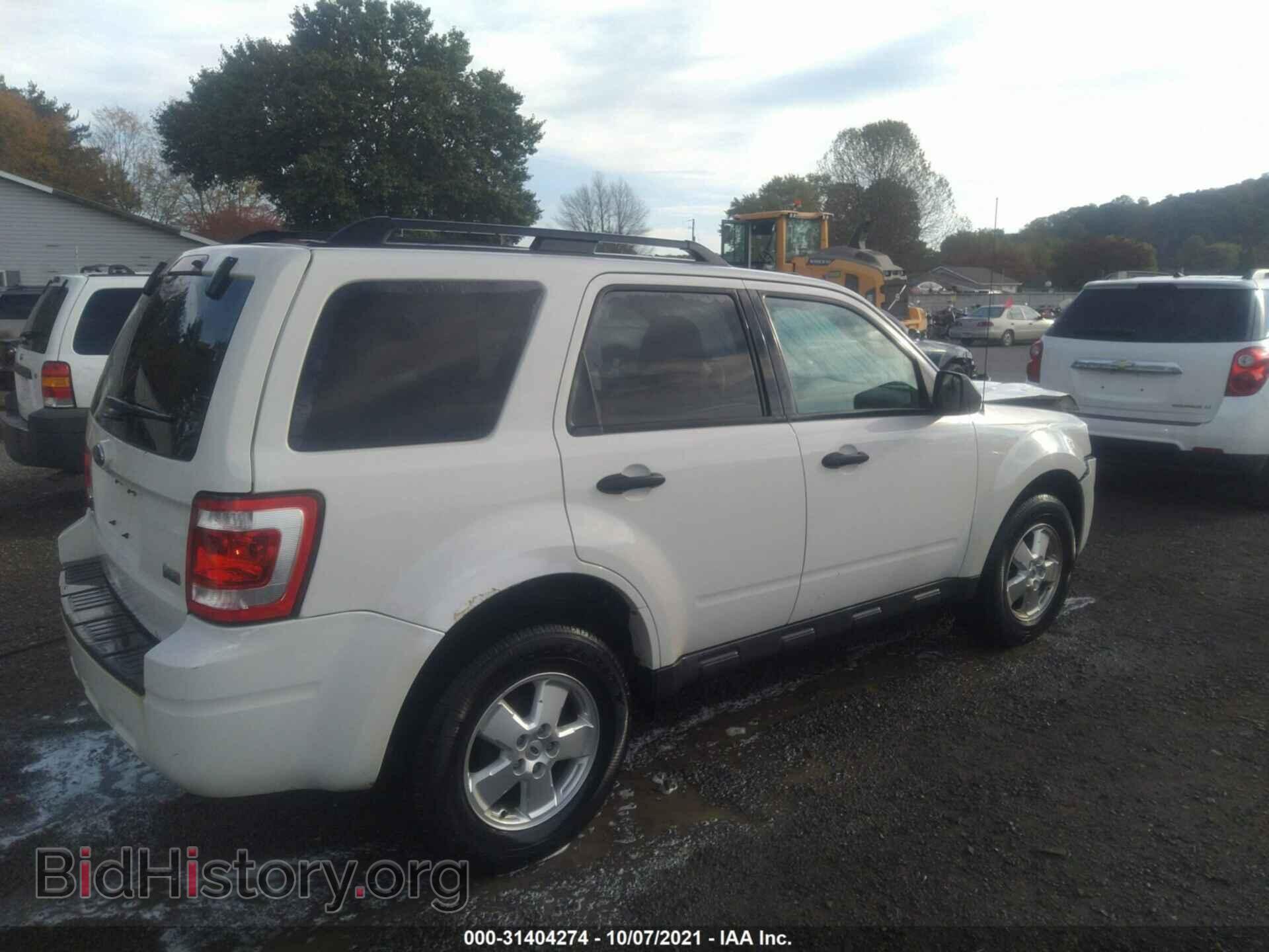 2011 FORD ESCAPE - VIN: 1FMCU9DGXBKA79791 - Фото 4