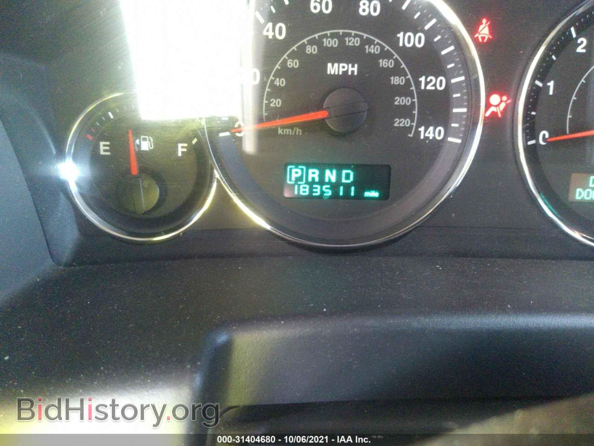2007 JEEP COMMANDER - VIN: 1J8HG48K17C598497 - Фото 7