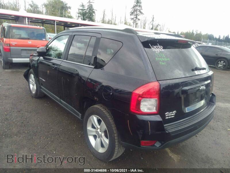 2011 Jeep COMPASS (VIN 1J4NF1FB0BD164339) — фото 3 из 12