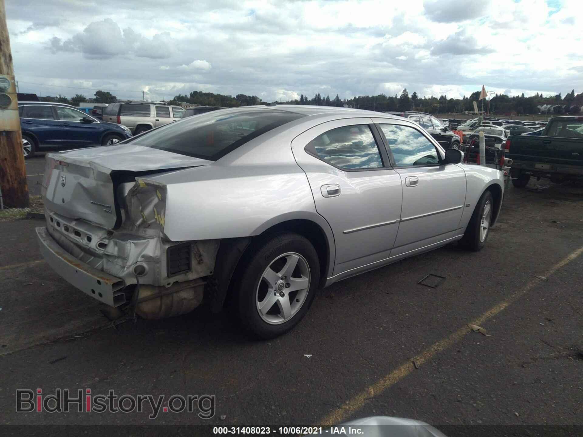 2010 DODGE CHARGER - VIN: 2B3CA3CV0AH276728 - Фото 4