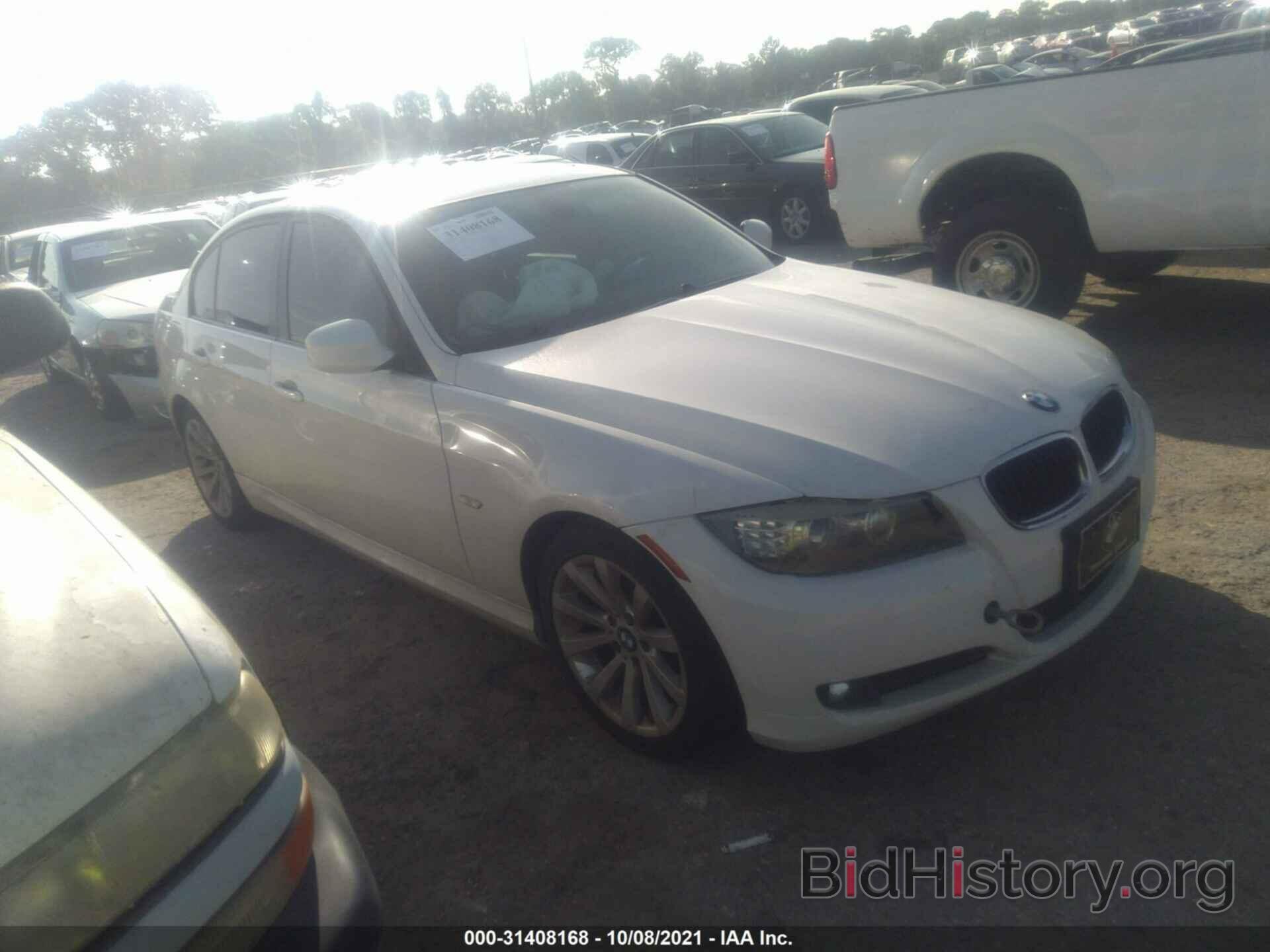 Photo WBAPH77569NM30288 - BMW 3 SERIES 2009