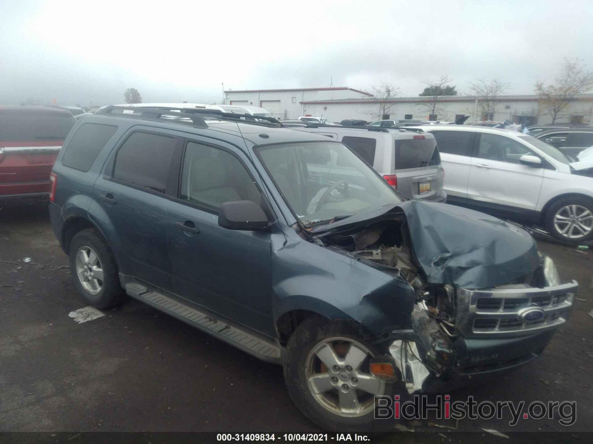 Photo 1FMCU0D78AKD45013 - FORD ESCAPE 2010