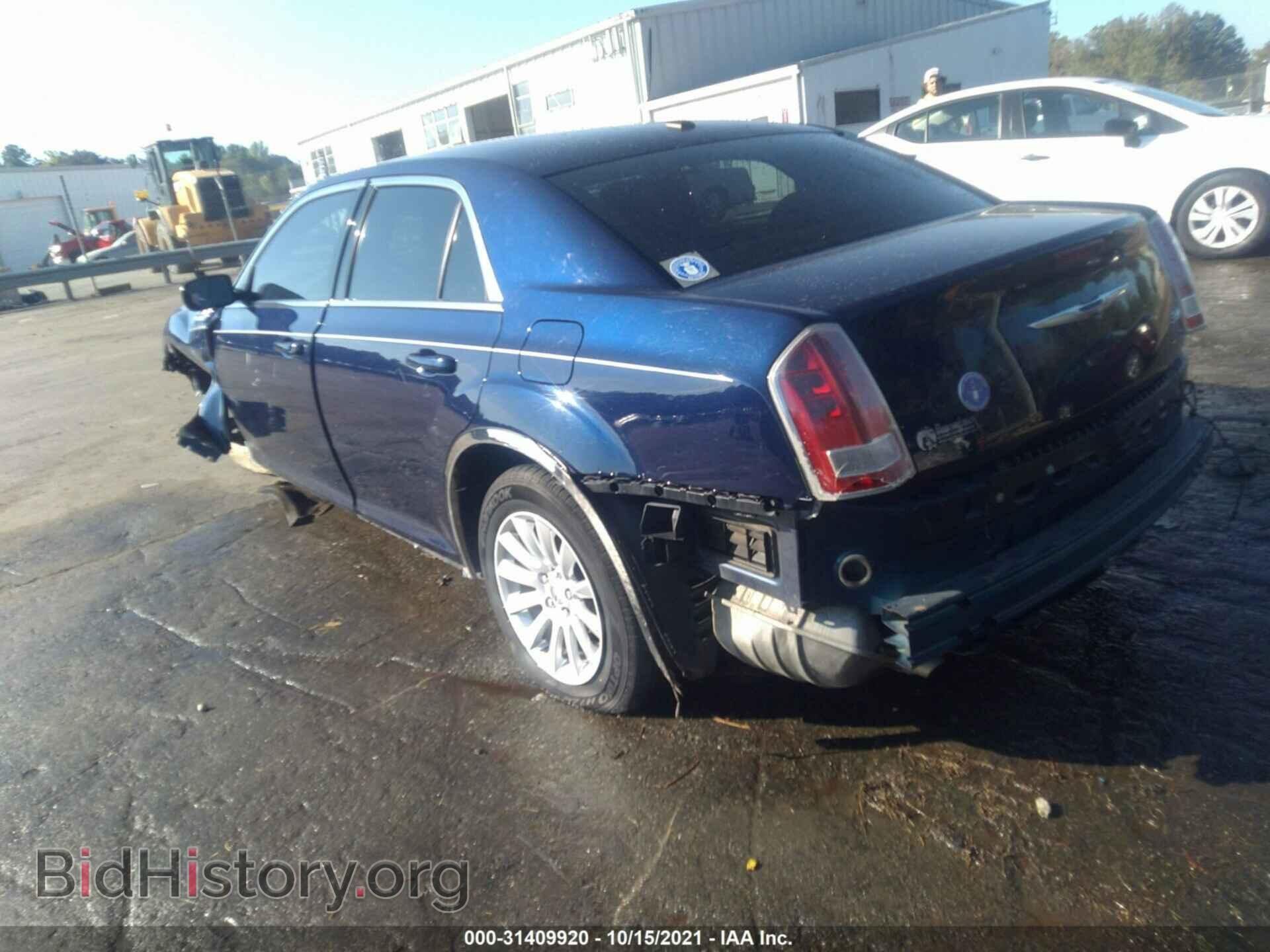 2013 CHRYSLER 300 - VIN: 2C3CCAAG8DH727852 - Фото 3