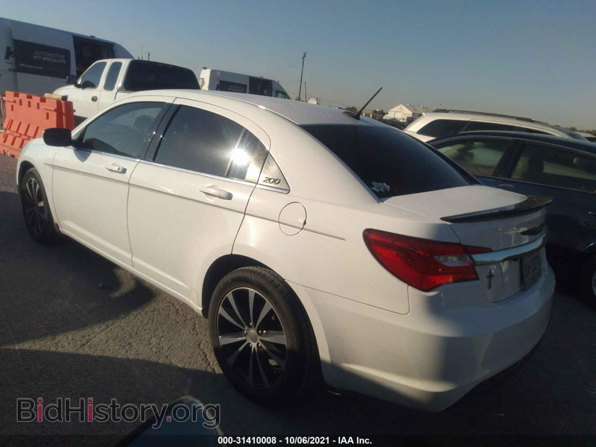 2014 CHRYSLER 200 - VIN: 1C3CCBBGXEN172609 - Фото 3