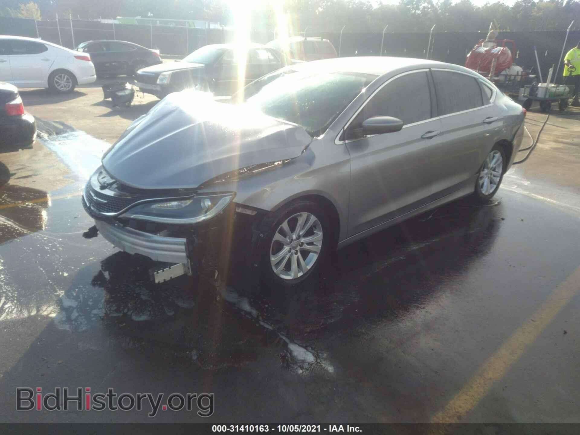 2015 CHRYSLER 200 - VIN: 1C3CCCAB1FN737729 - Фото 2