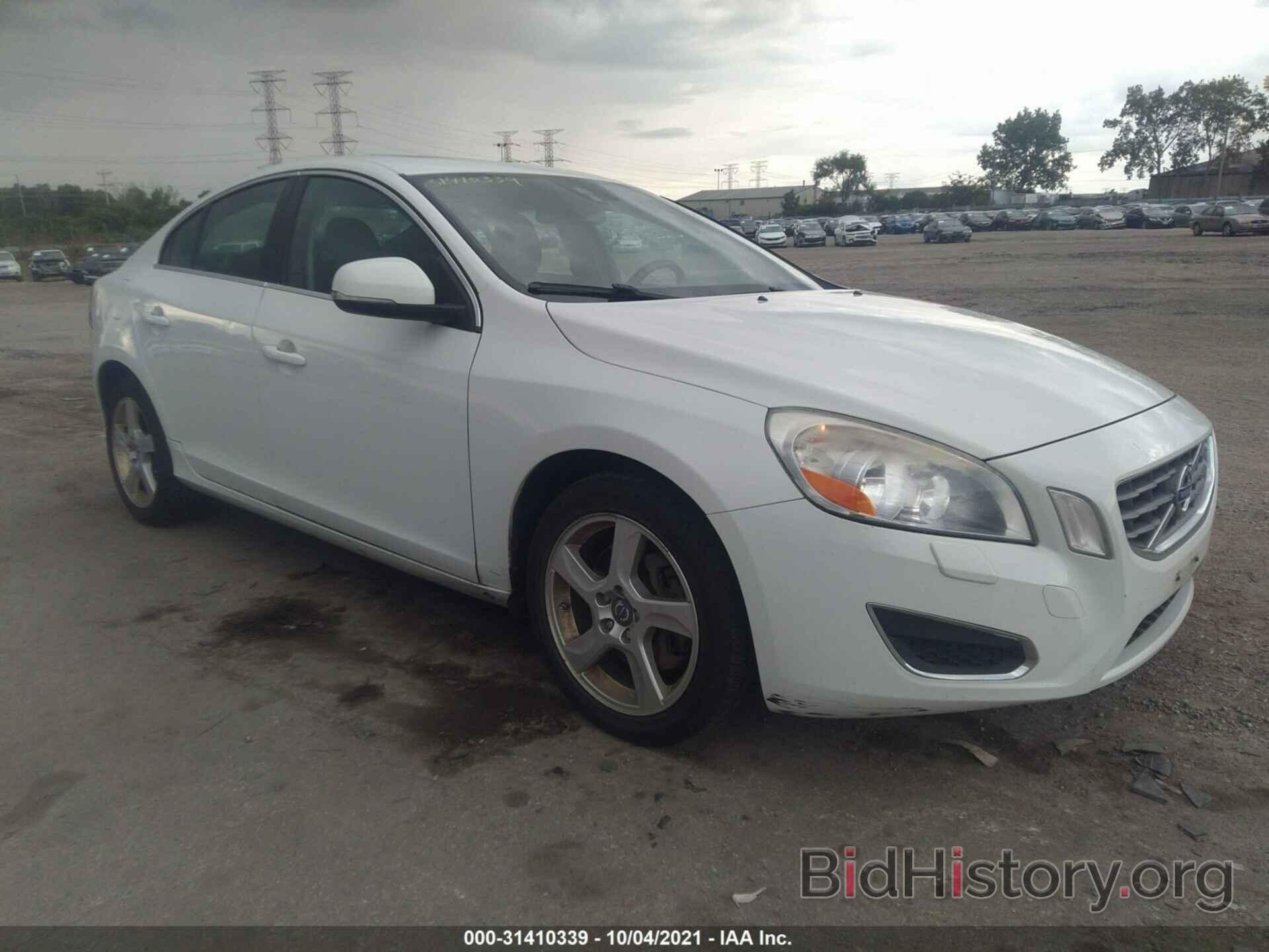 Photo YV1612FH6D2233322 - VOLVO S60 2013