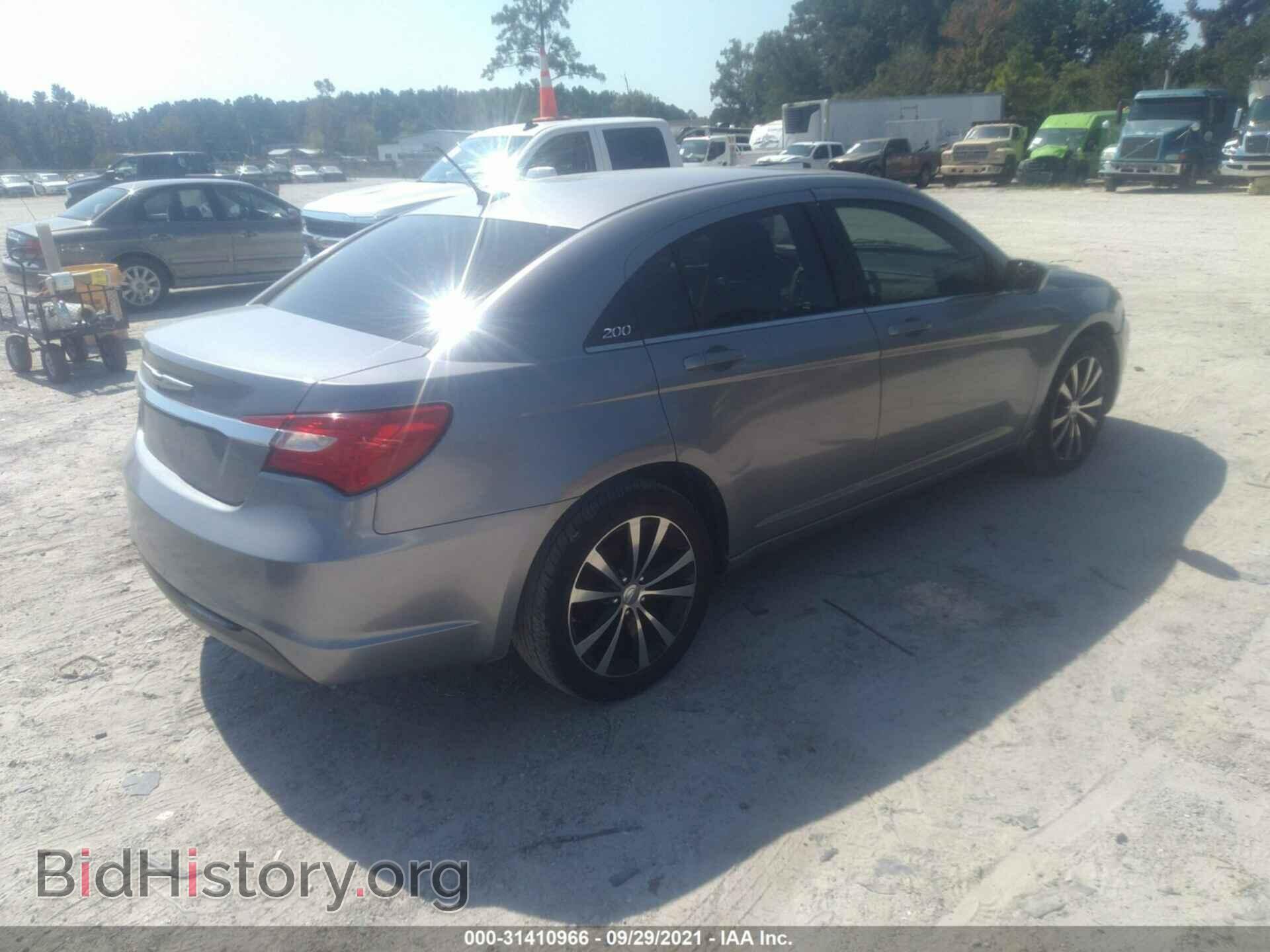 2013 CHRYSLER 200 - VIN: 1C3CCBBB5DN687214 - Фото 4