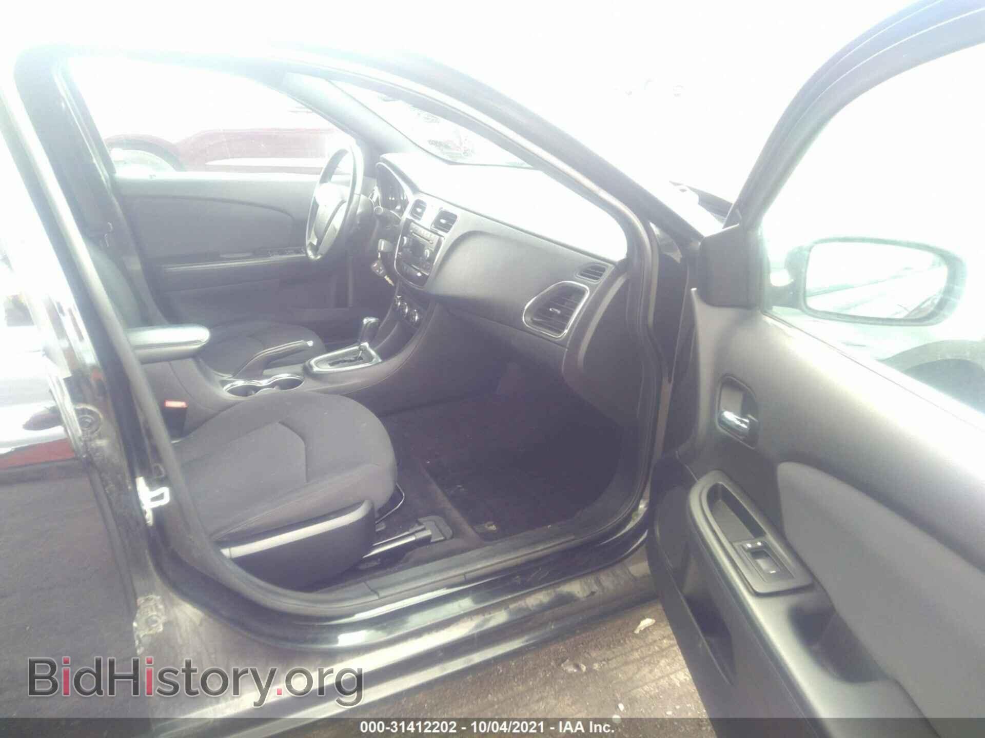 2013 CHRYSLER 200 - VIN: 1C3CCBBB9DN516286 - Фото 5
