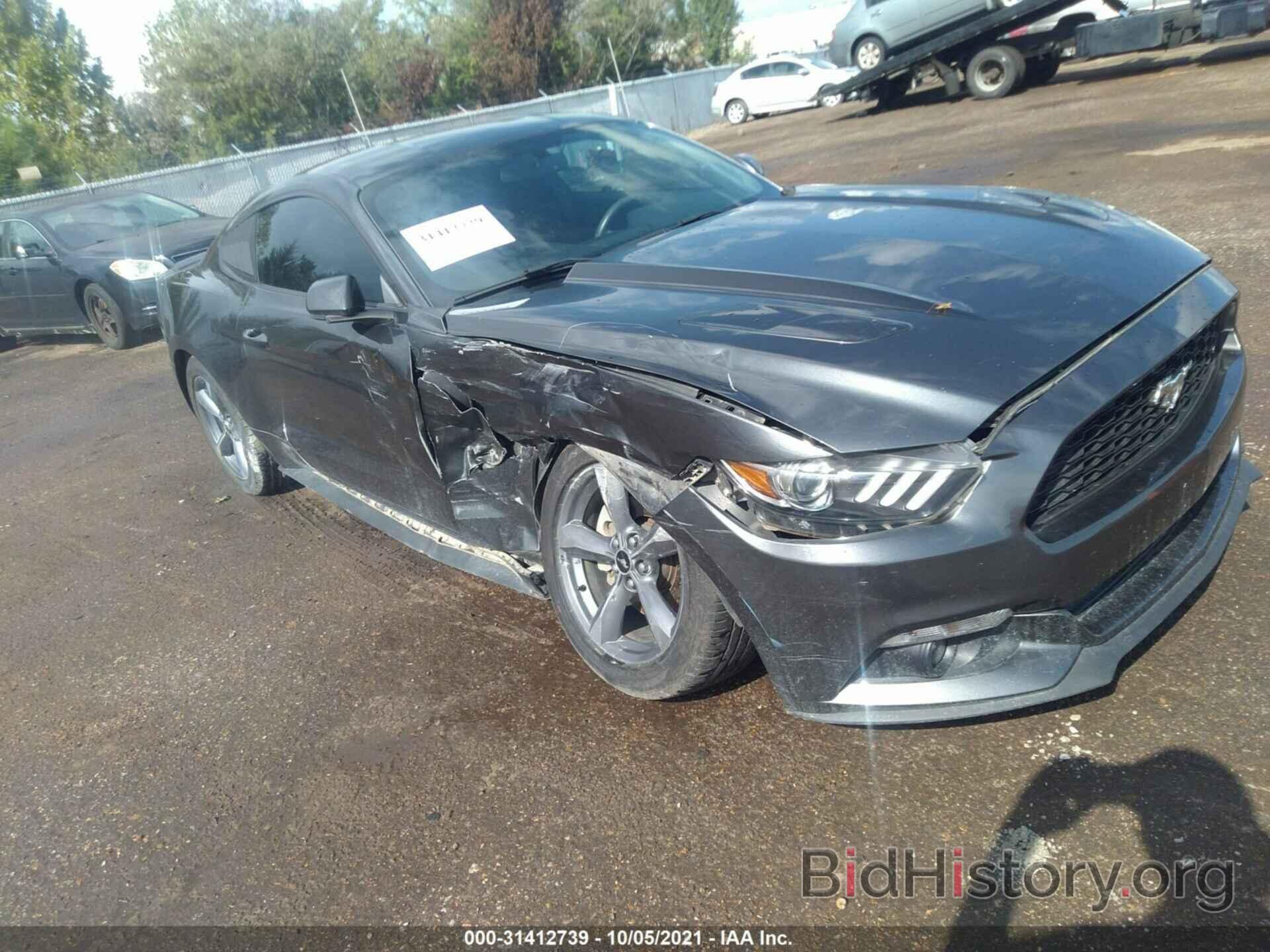 Photo 1FA6P8AM4F5318291 - FORD MUSTANG 2015