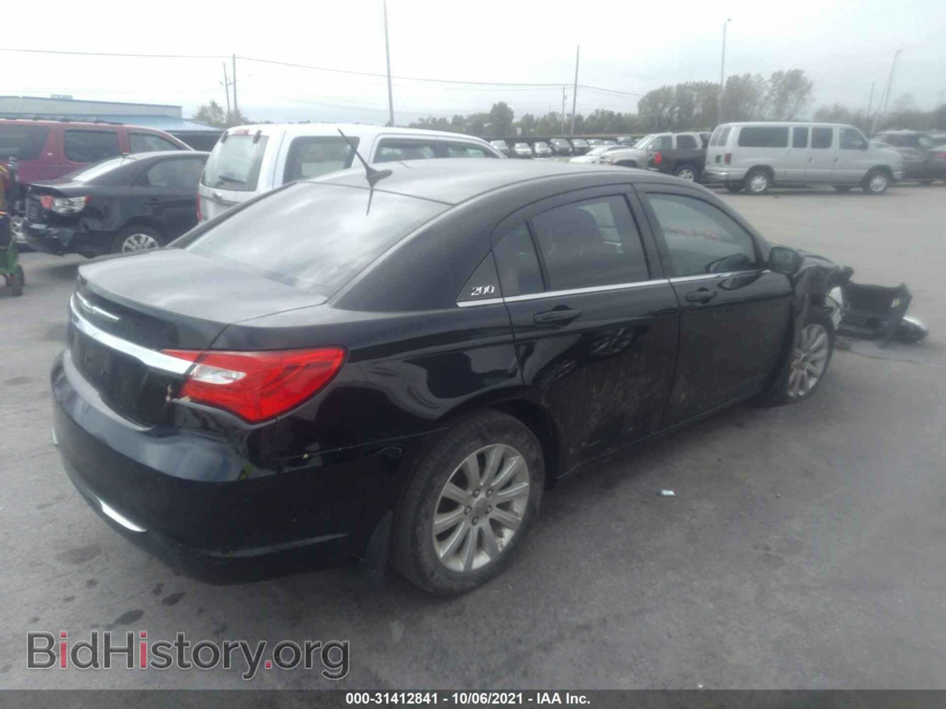 2013 CHRYSLER 200 - VIN: 1C3CCBBB6DN655470 - Фото 4