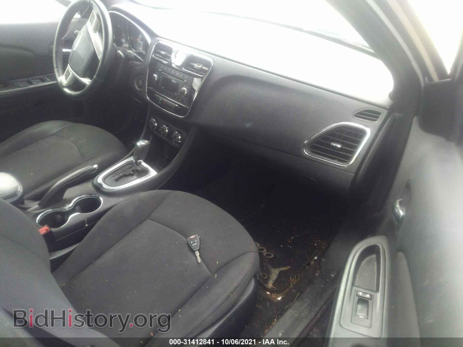 2013 CHRYSLER 200 - VIN: 1C3CCBBB6DN655470 - Фото 5
