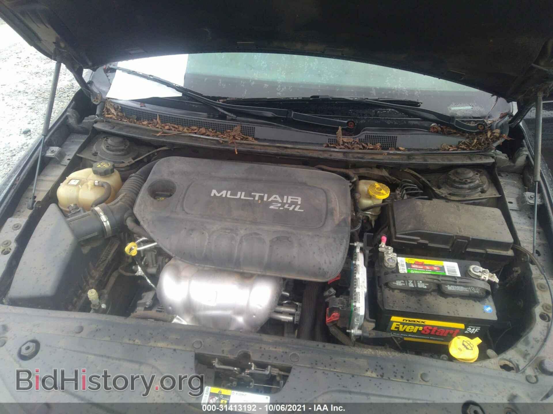 2015 CHRYSLER 200 - VIN: 1C3CCCAB2FN642399 - Фото 10