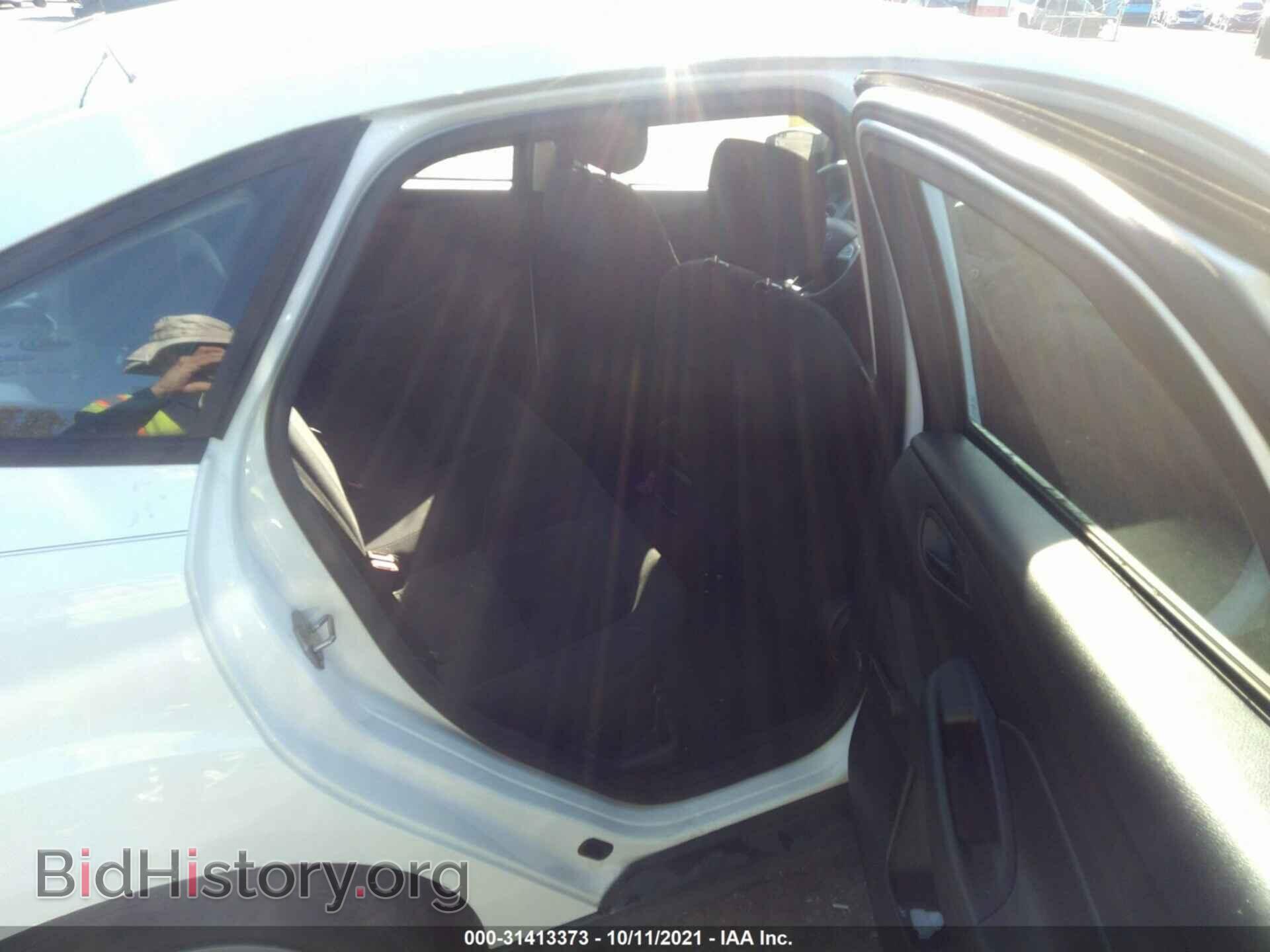 2016 FORD FOCUS - VIN: 1FADP3E29GL343185 - Фото 8