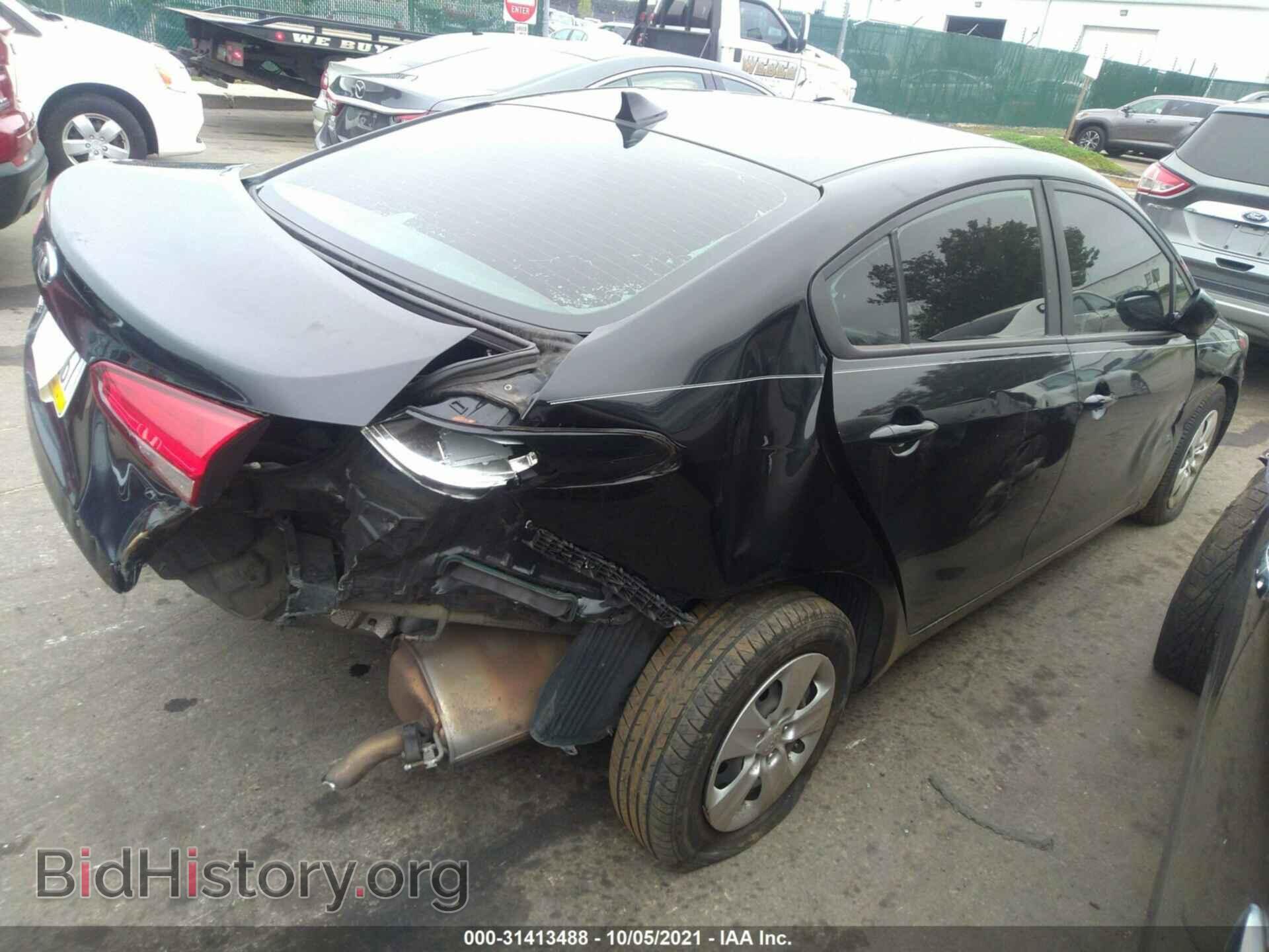 2017 KIA FORTE - VIN: 3KPFK4A76HE098669 - Photo 4