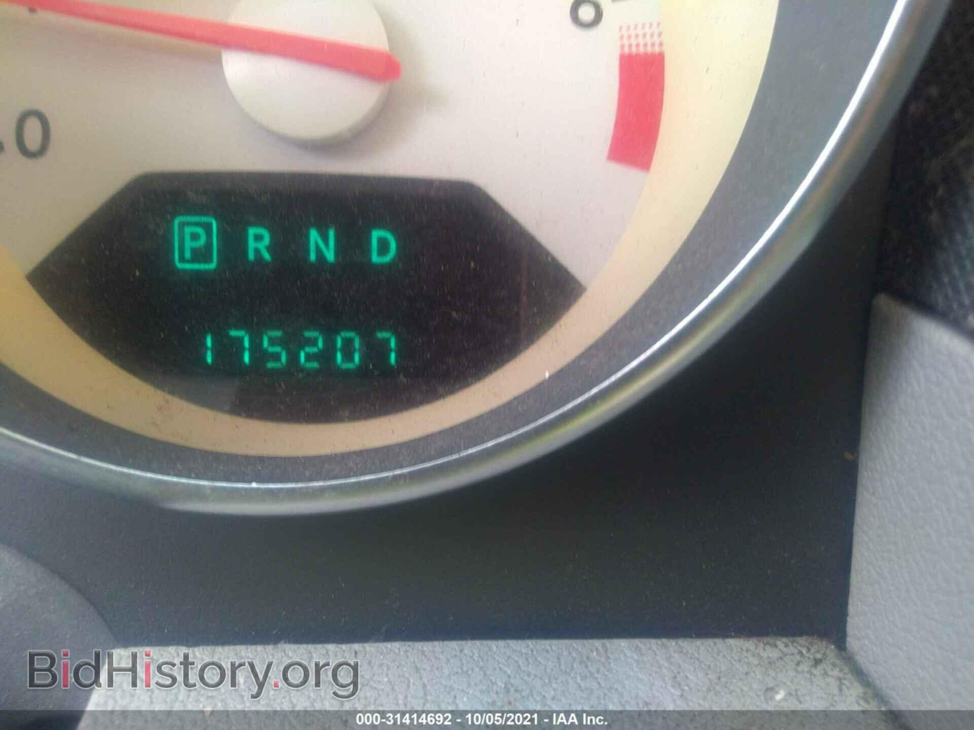 2007 DODGE CALIBER - VIN: 1B3HB48B07D582373 - Фото 7