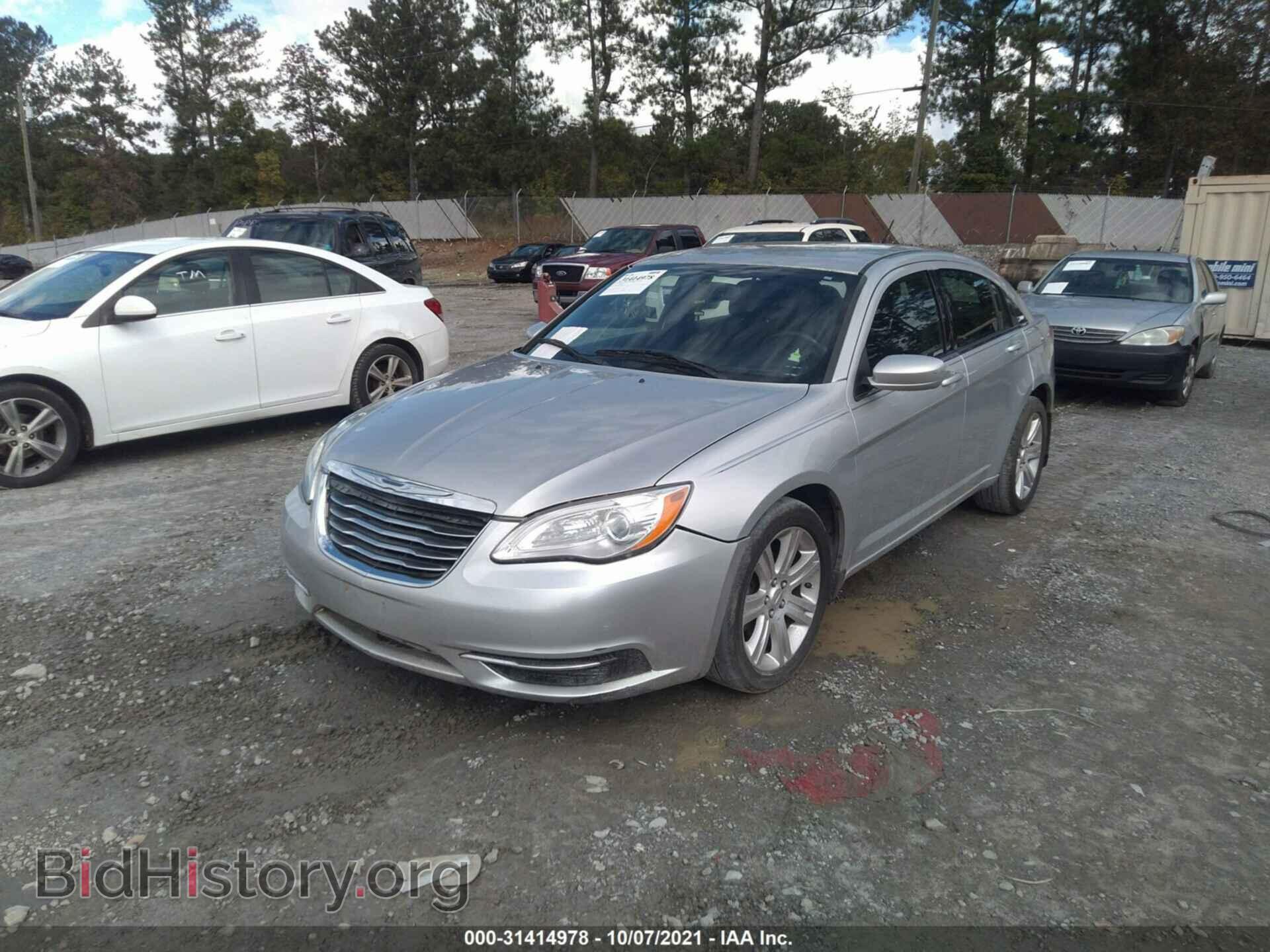 2012 CHRYSLER 200 - VIN: 1C3CCBBB3CN226950 - Photo 2