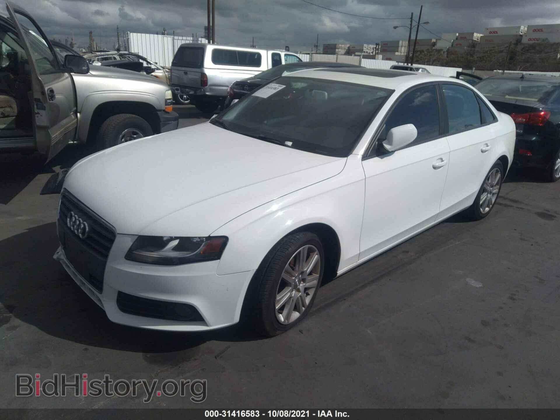 2011 AUDI A4 - VIN: WAUAFAFL4BN055810 - Фото 2