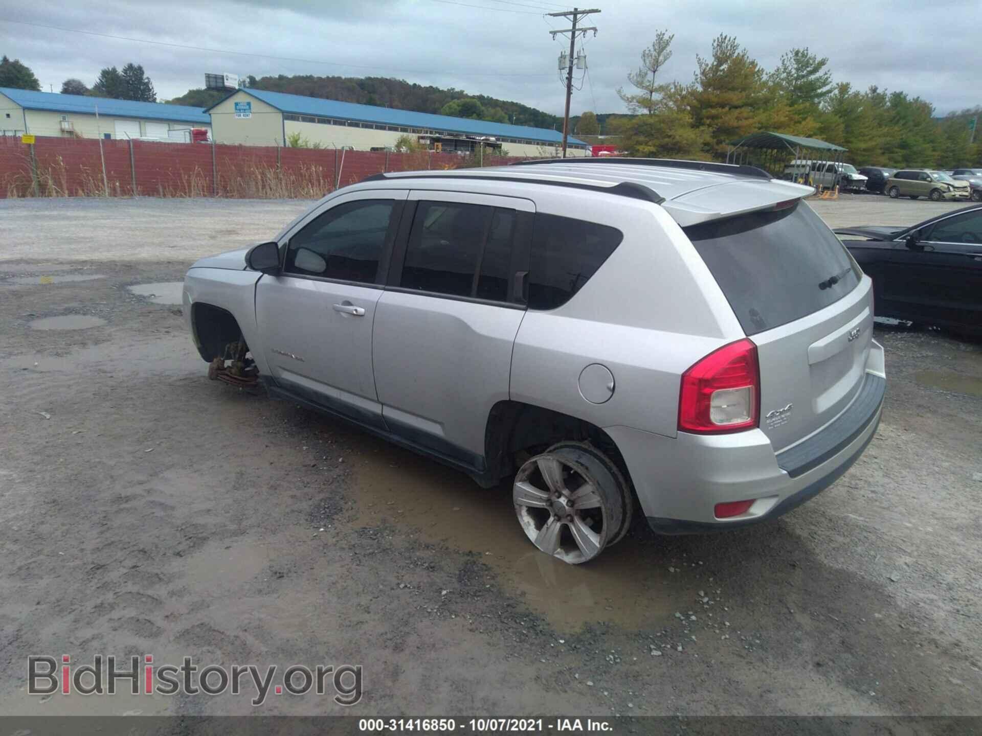 2011 JEEP COMPASS - VIN: 1J4NF1FB9BD148415 - Photo 3