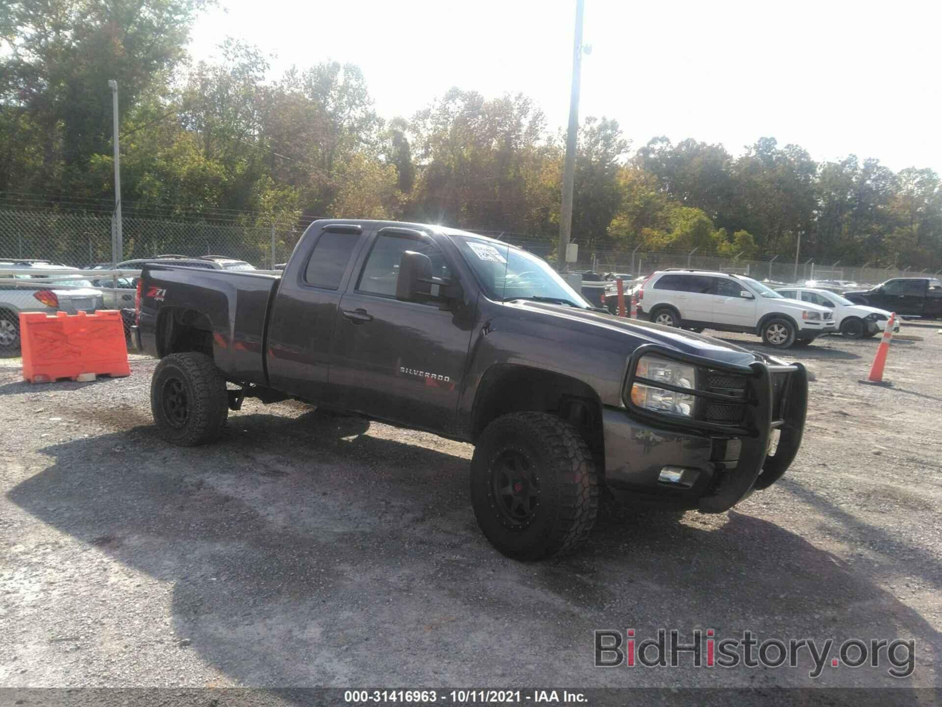 Photo 1GCRKSE33BZ333422 - CHEVROLET SILVERADO 1500 2011