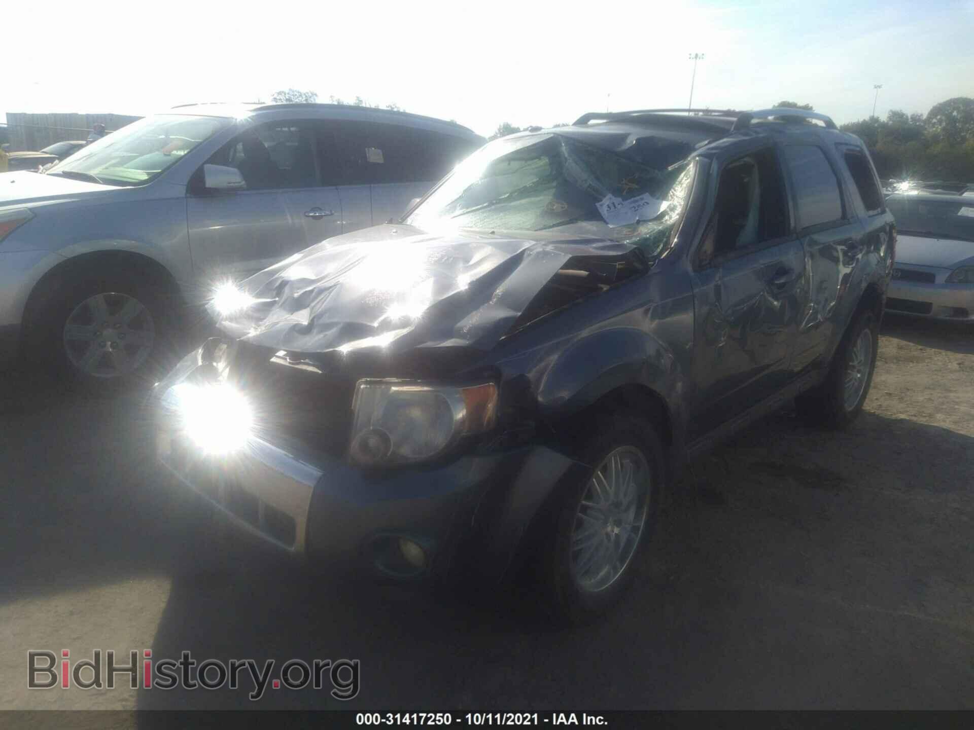 2011 FORD ESCAPE - VIN: 1FMCU0EGXBKB70232 - Фото 2