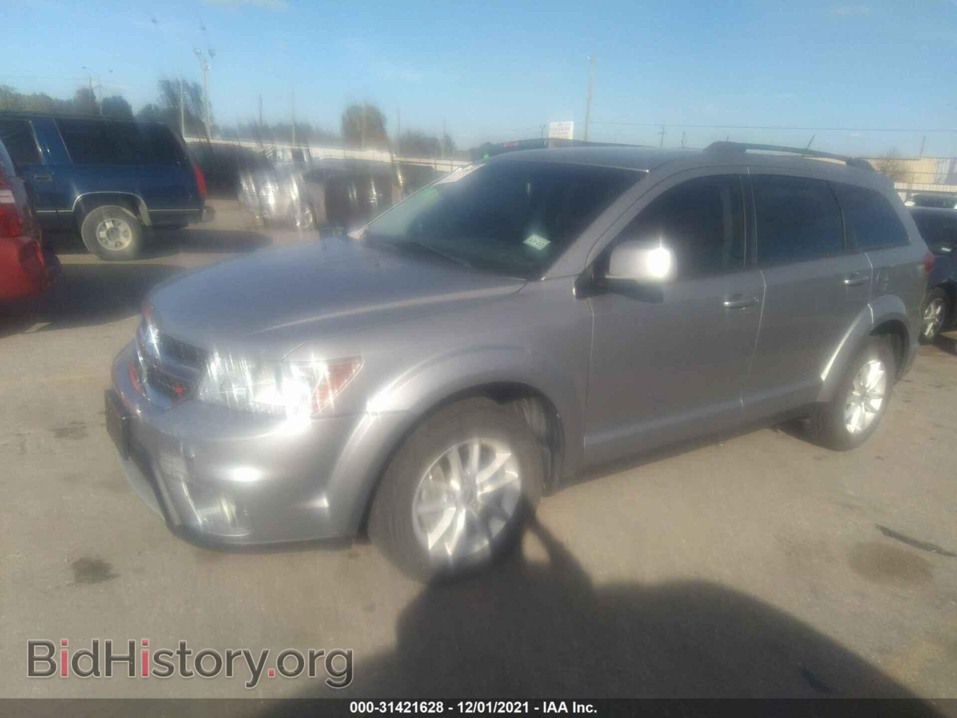 2017 DODGE JOURNEY - VIN: 3C4PDCBB6HT577004 - Photo 2
