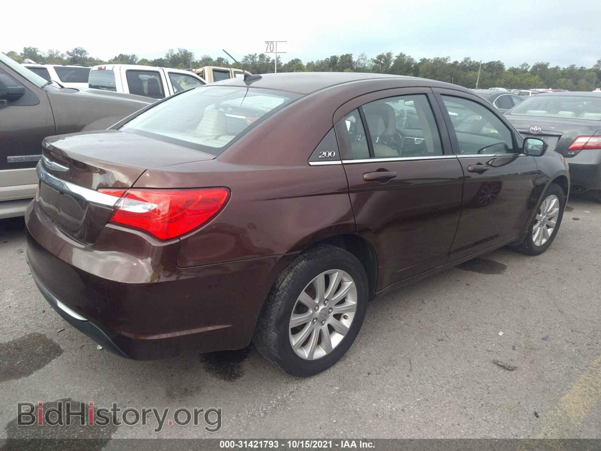 2013 CHRYSLER 200 - VIN: 1C3CCBBB3DN765828 - Фото 4