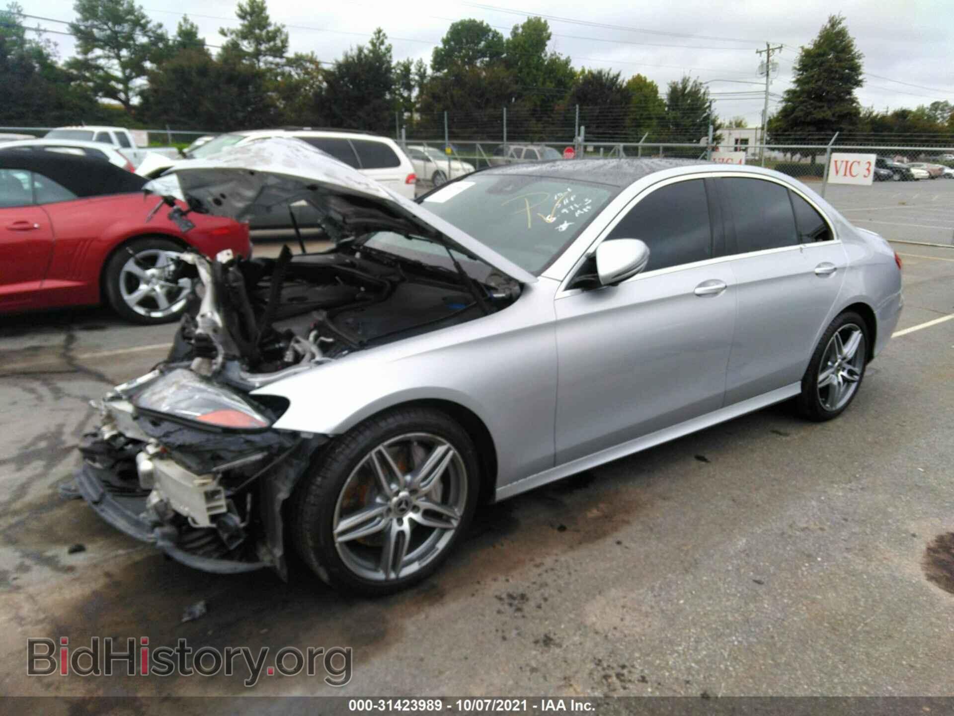 2018 MERCEDES-BENZ E-CLASS - VIN: WDDZF4JB9JA415400 - Фото 2