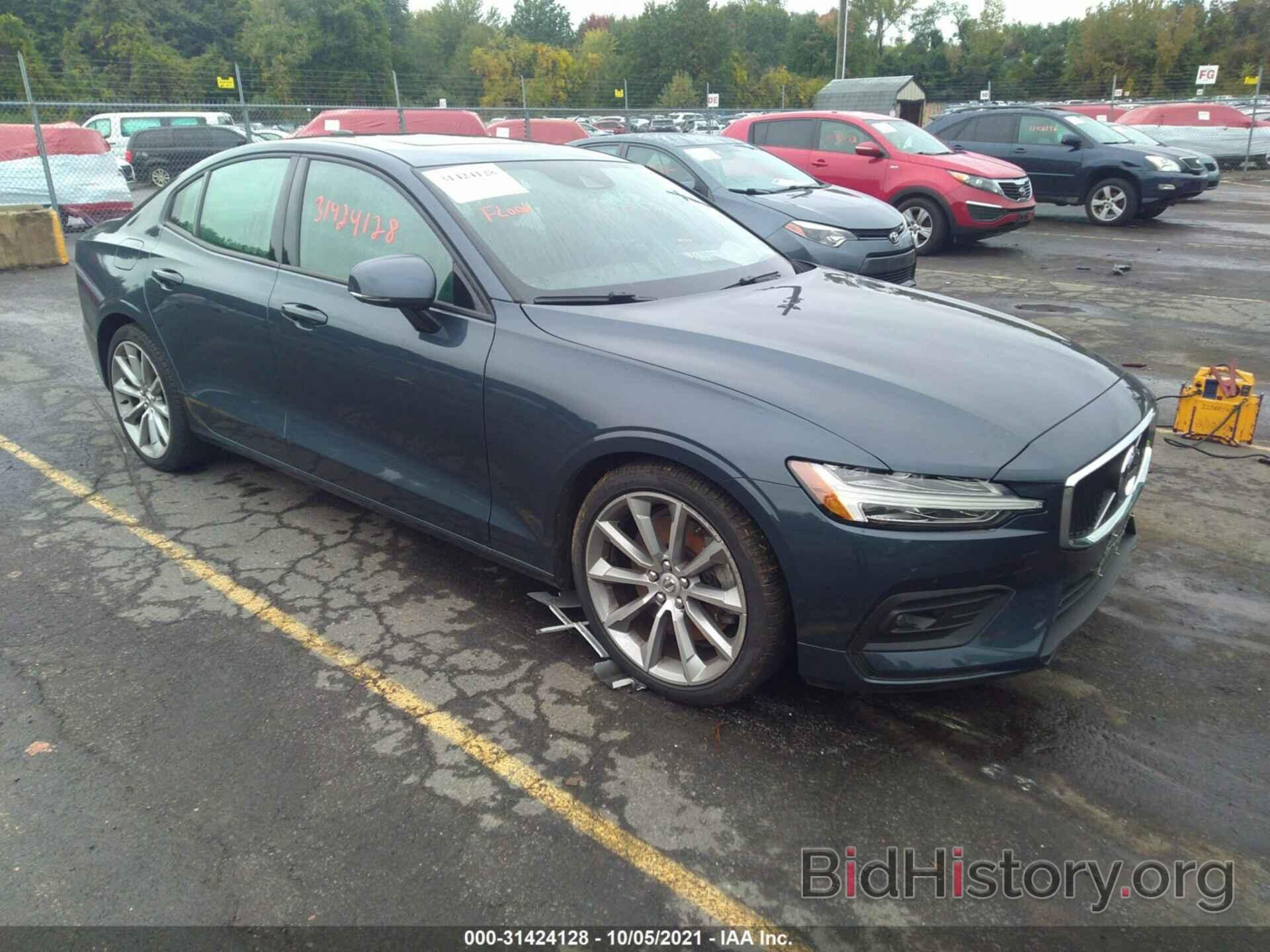 Photo 7JRA22TK1MG102204 - VOLVO S60 2021