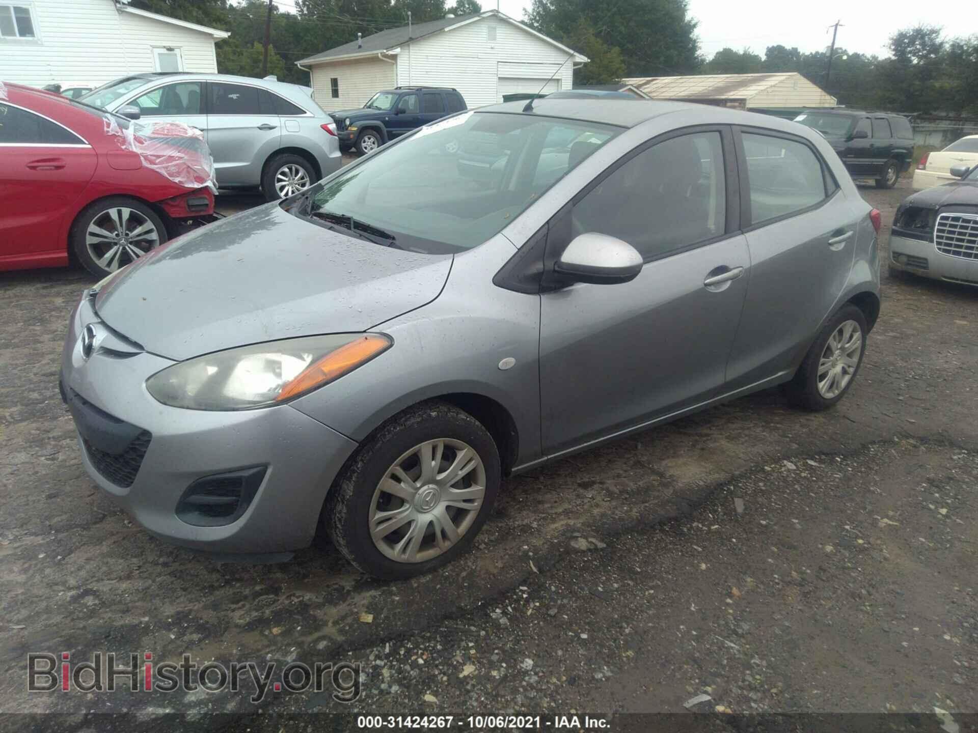 2013 MAZDA MAZDA2 - VIN: JM1DE1KY2D0170913 - Фото 2