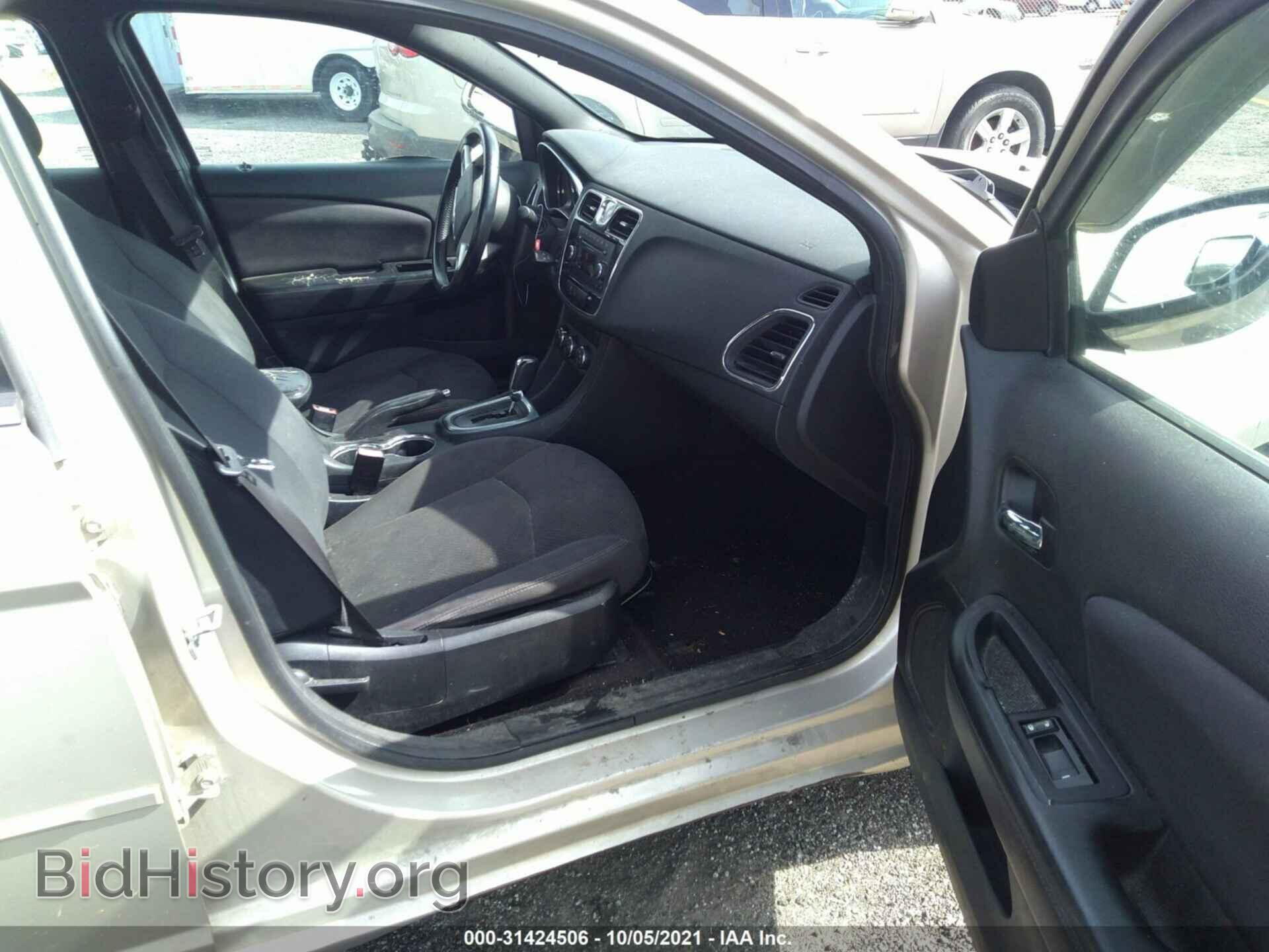 2013 CHRYSLER 200 - VIN: 1C3CCBBG9DN659606 - Фото 5