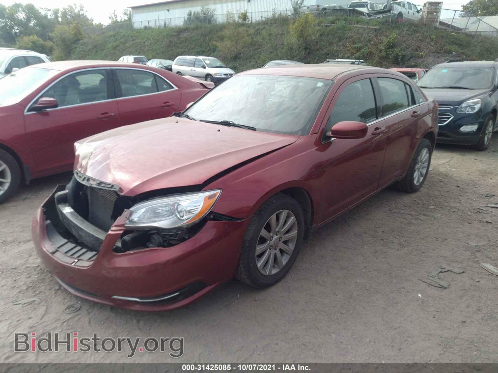 2012 CHRYSLER 200 - VIN: 1C3CCBBB4CN226374 - Фото 2