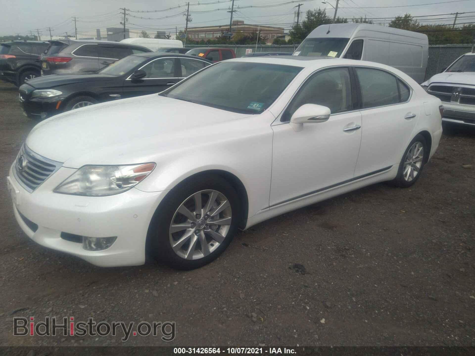 2011 LEXUS LS 460 - VIN: JTHDL5EF9B5003387 - Photo 2