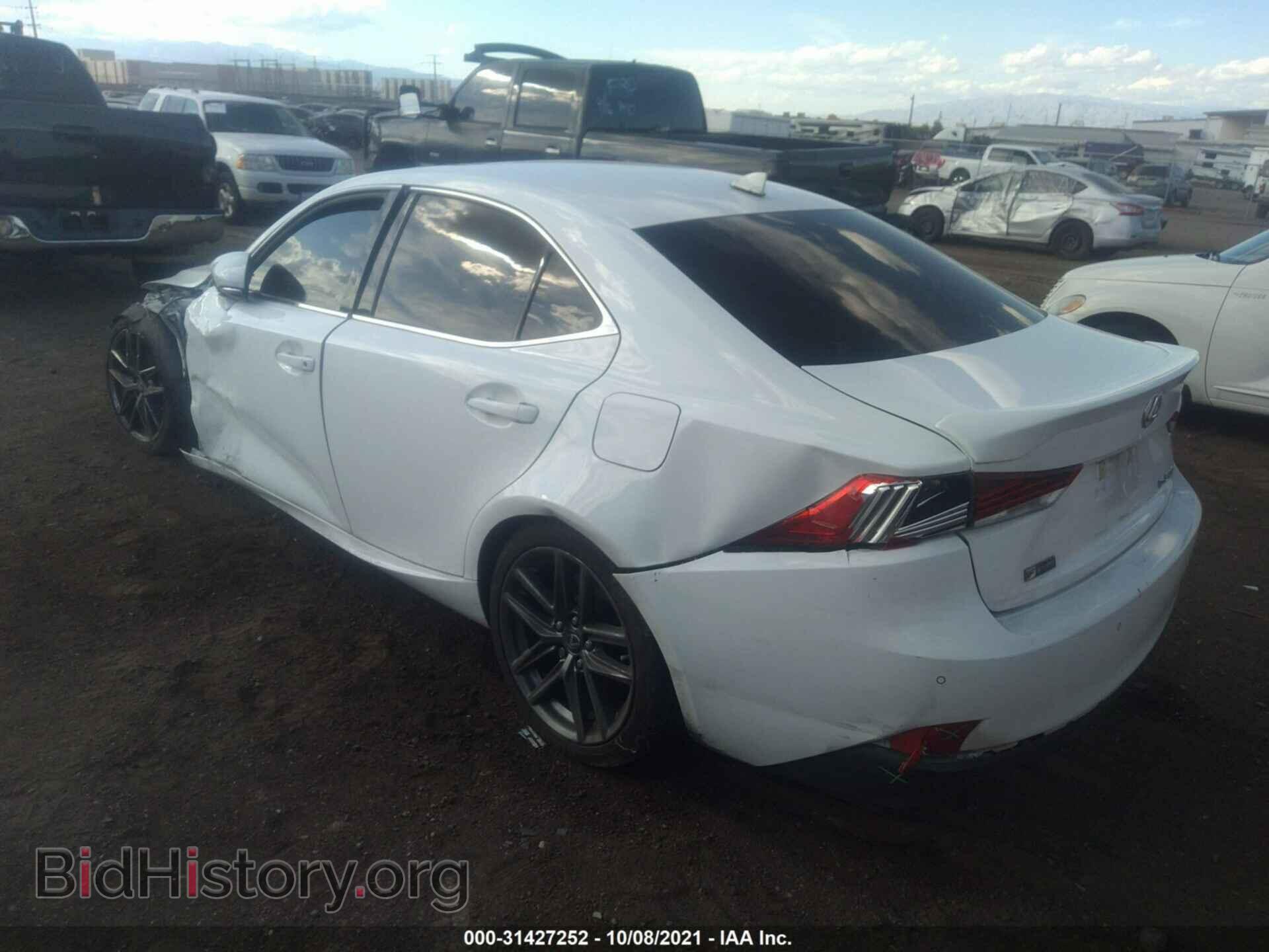 2018 LEXUS IS - VIN: JTHBA1D24J5071003 - Фото 3