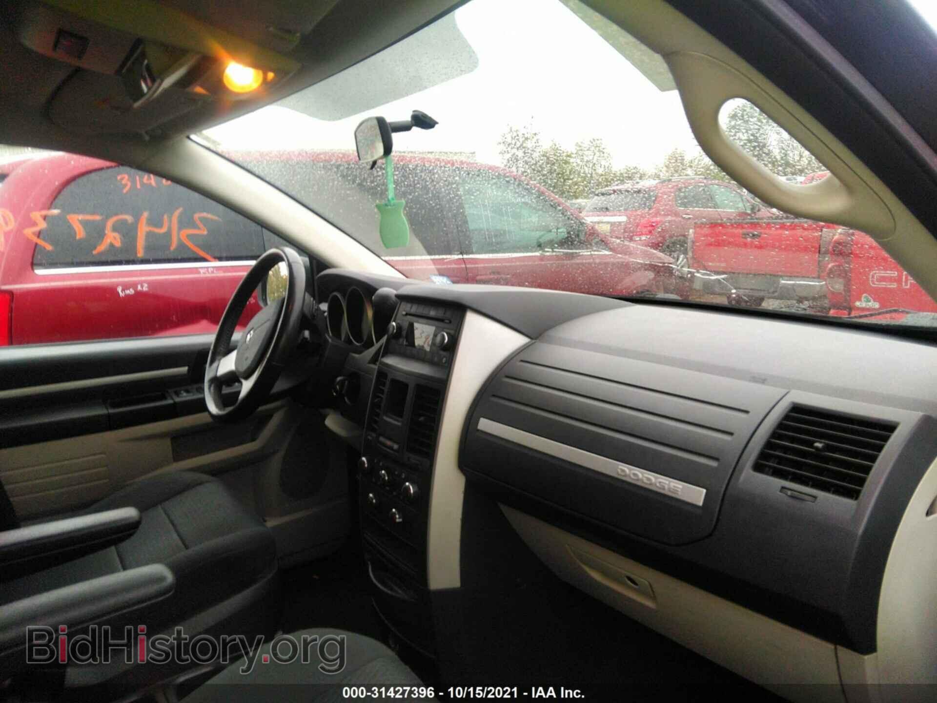 2010 DODGE GRAND CARAVAN - VIN: 2D4RN3D13AR394293 - Фото 5